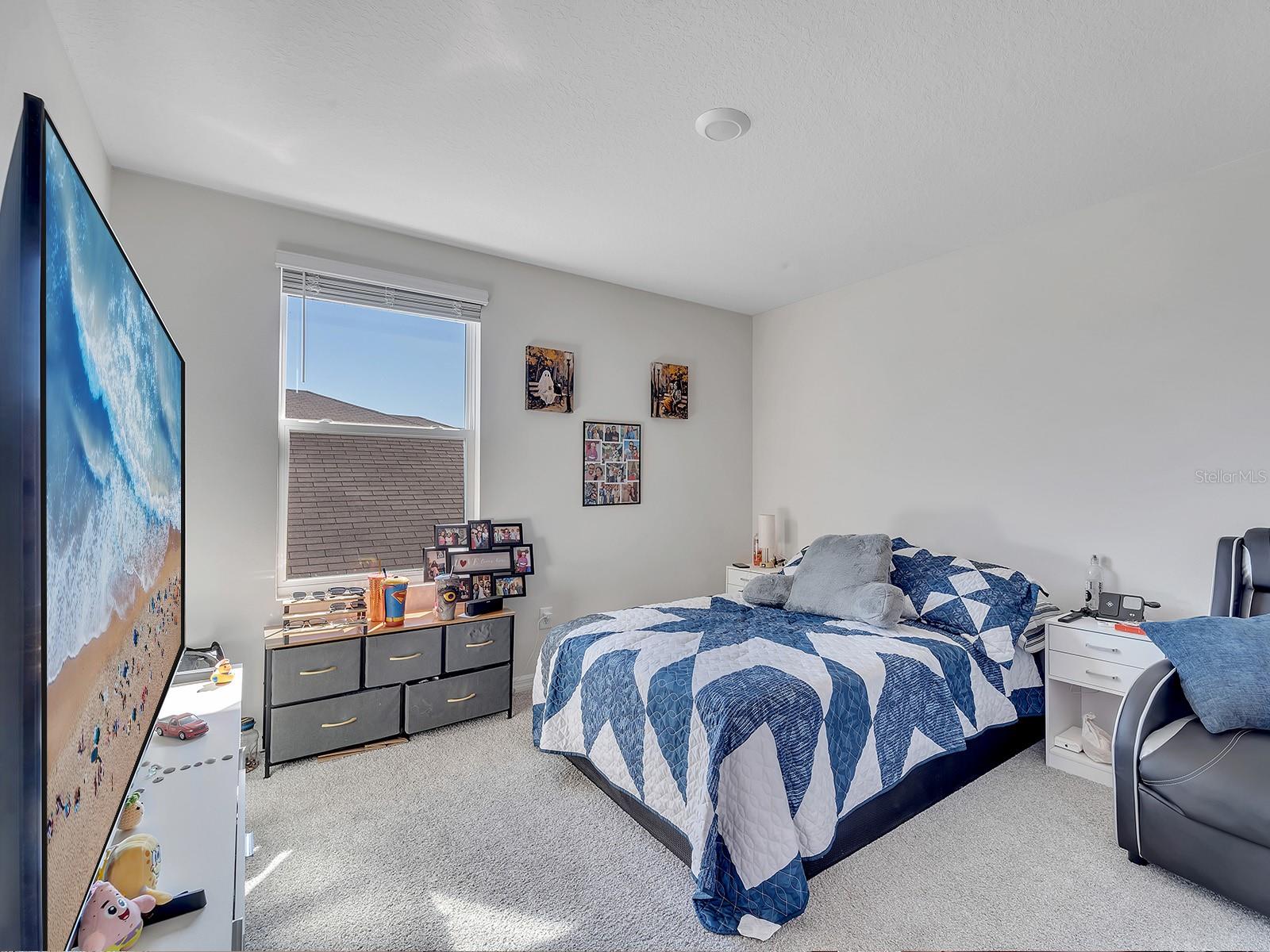 Image 28 of 33 For 3117 Rock Sound Street