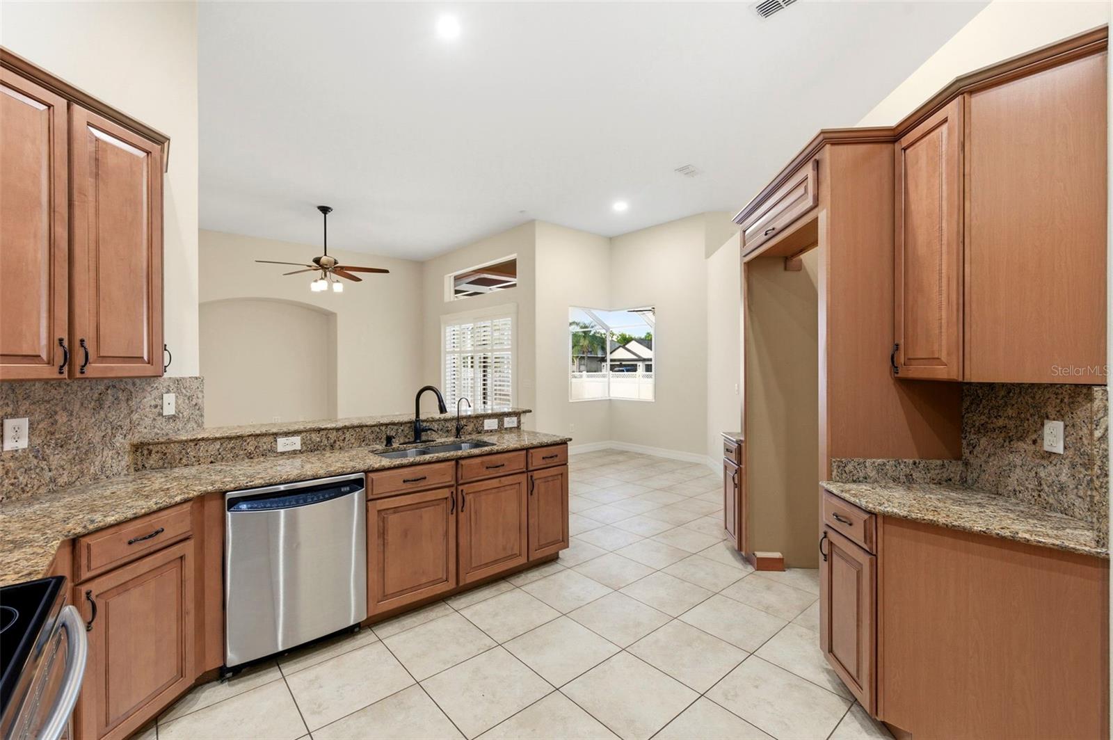 Image 32 of 95 For 20929 Siena Lake Road