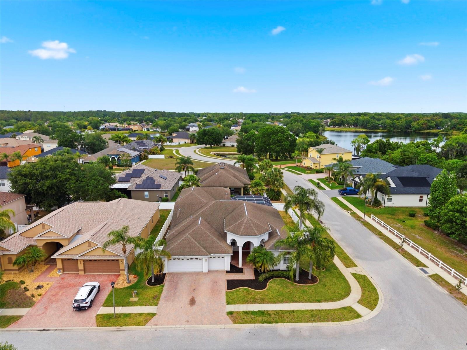 Image 76 of 95 For 20929 Siena Lake Road