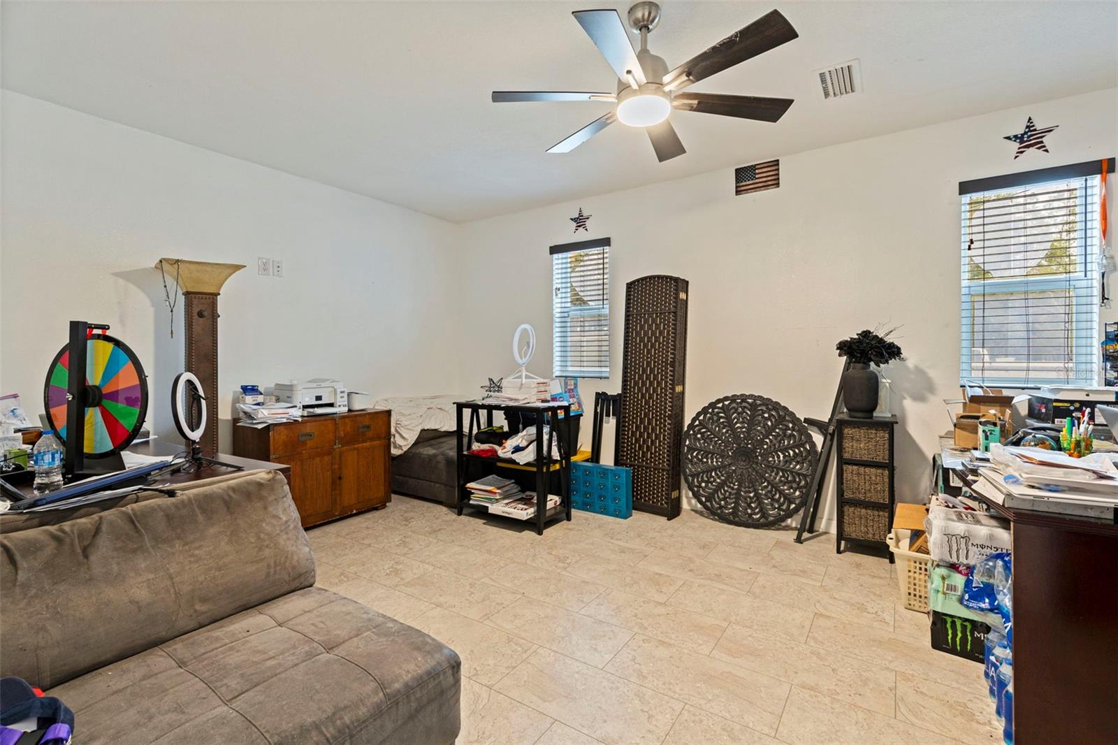 Image 27 of 42 For 649 16th Street Nw