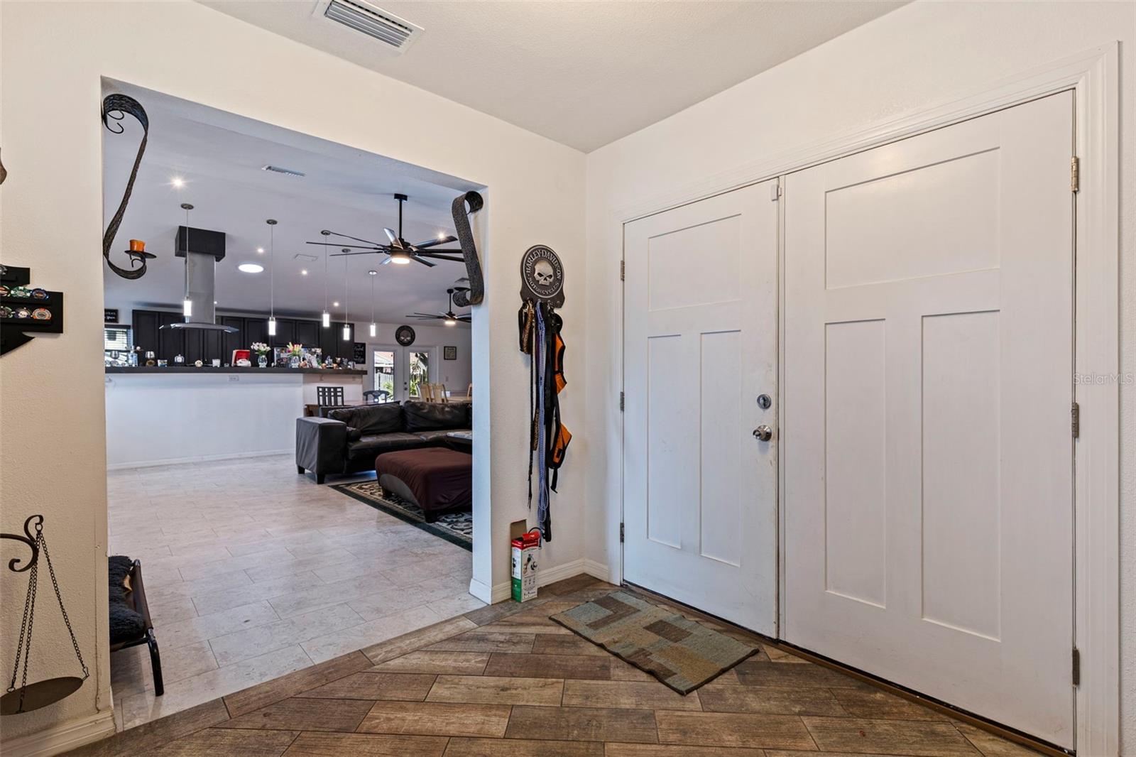 Image 6 of 42 For 649 16th Street Nw