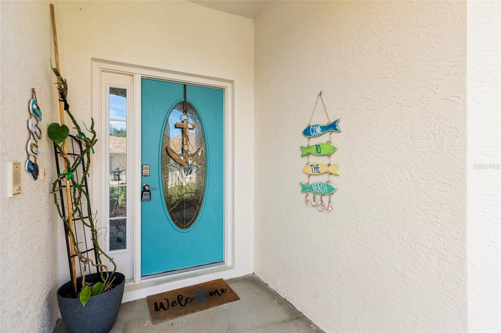 Image 4 of 52 For 1824 Zoe Court