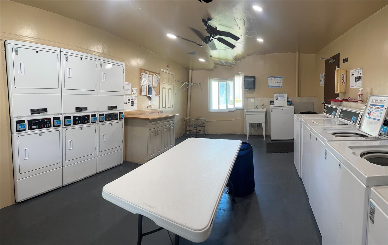 Image 49 of 59 For 4215 Bay Drive 1707a