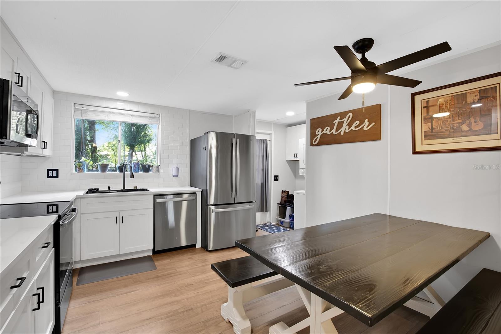 Image 10 of 26 For 5224 Shadyglen Drive