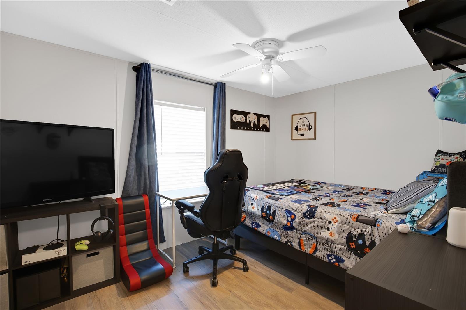 Image 17 of 26 For 5224 Shadyglen Drive