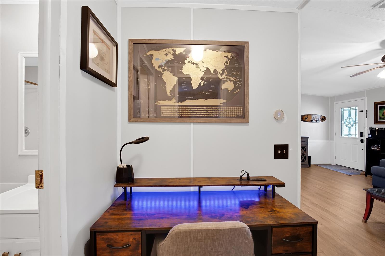 Image 5 of 26 For 5224 Shadyglen Drive