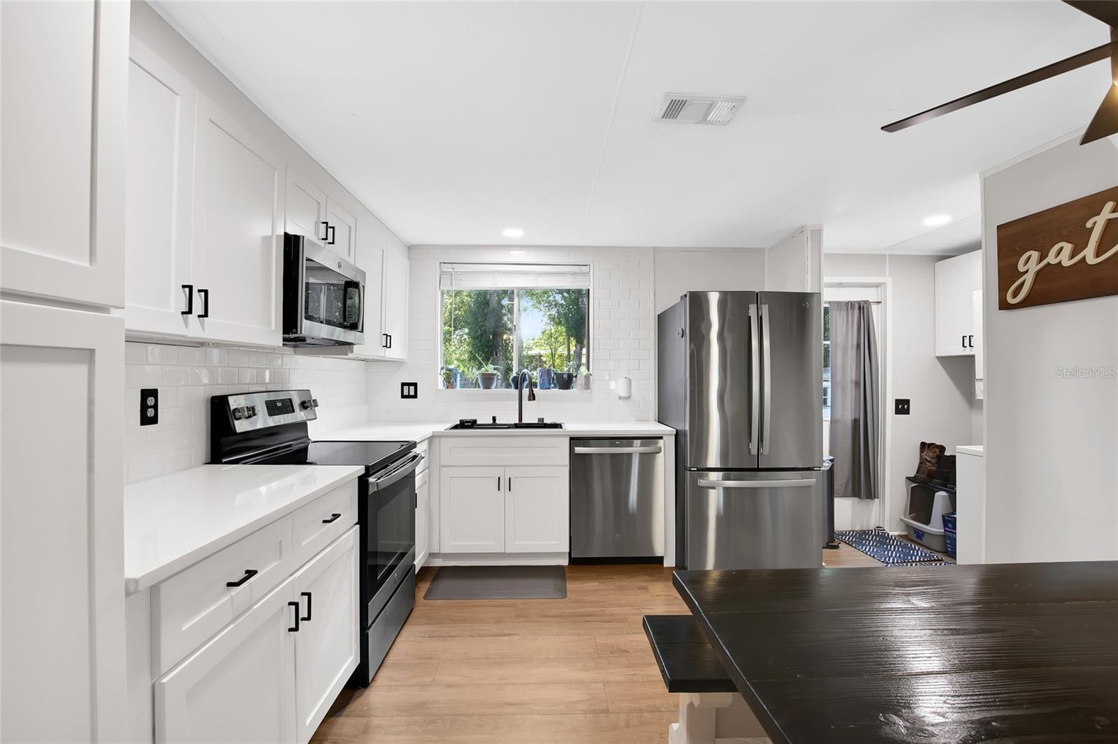 Image 6 of 26 For 5224 Shadyglen Drive