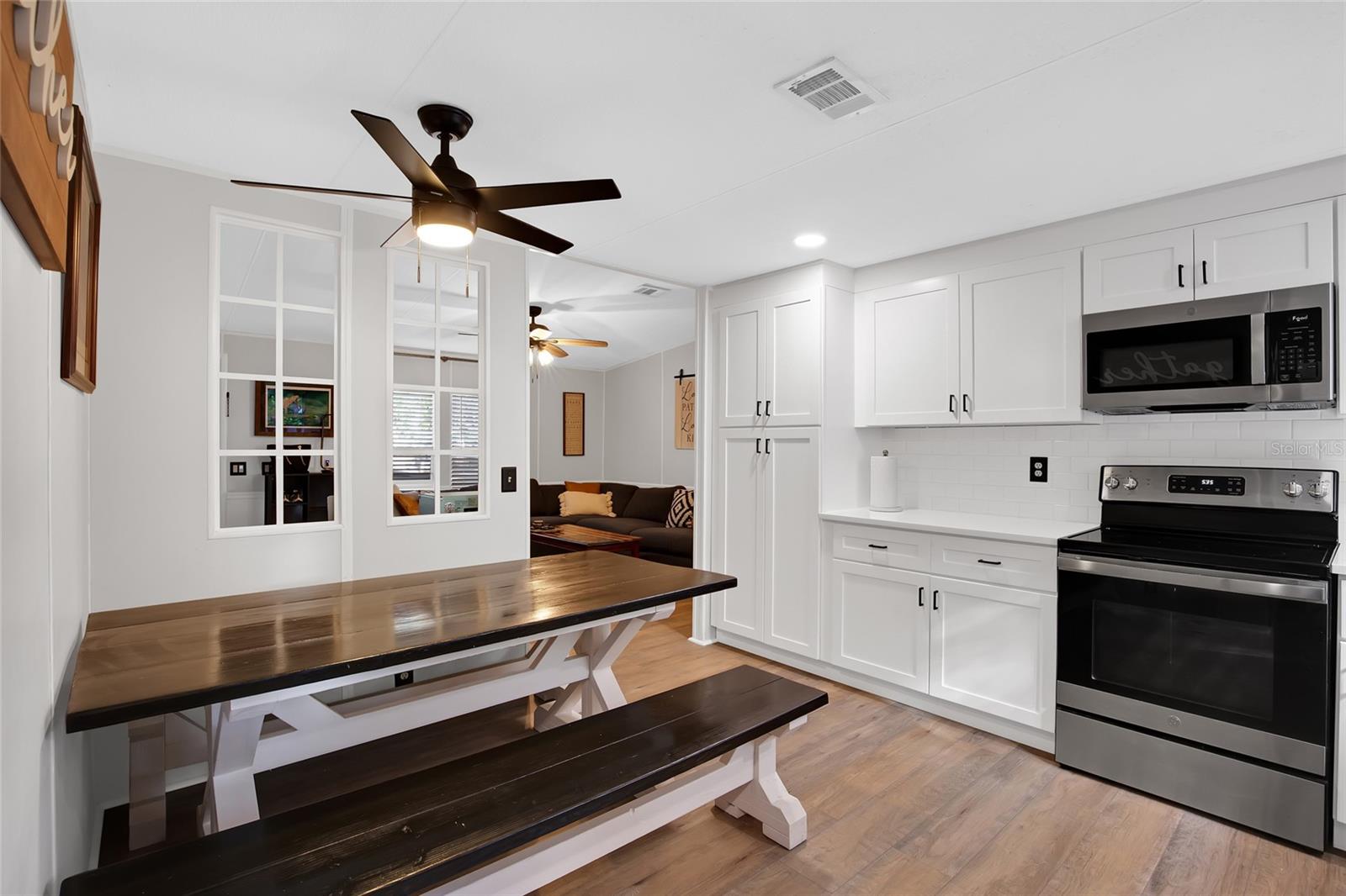 Image 7 of 26 For 5224 Shadyglen Drive