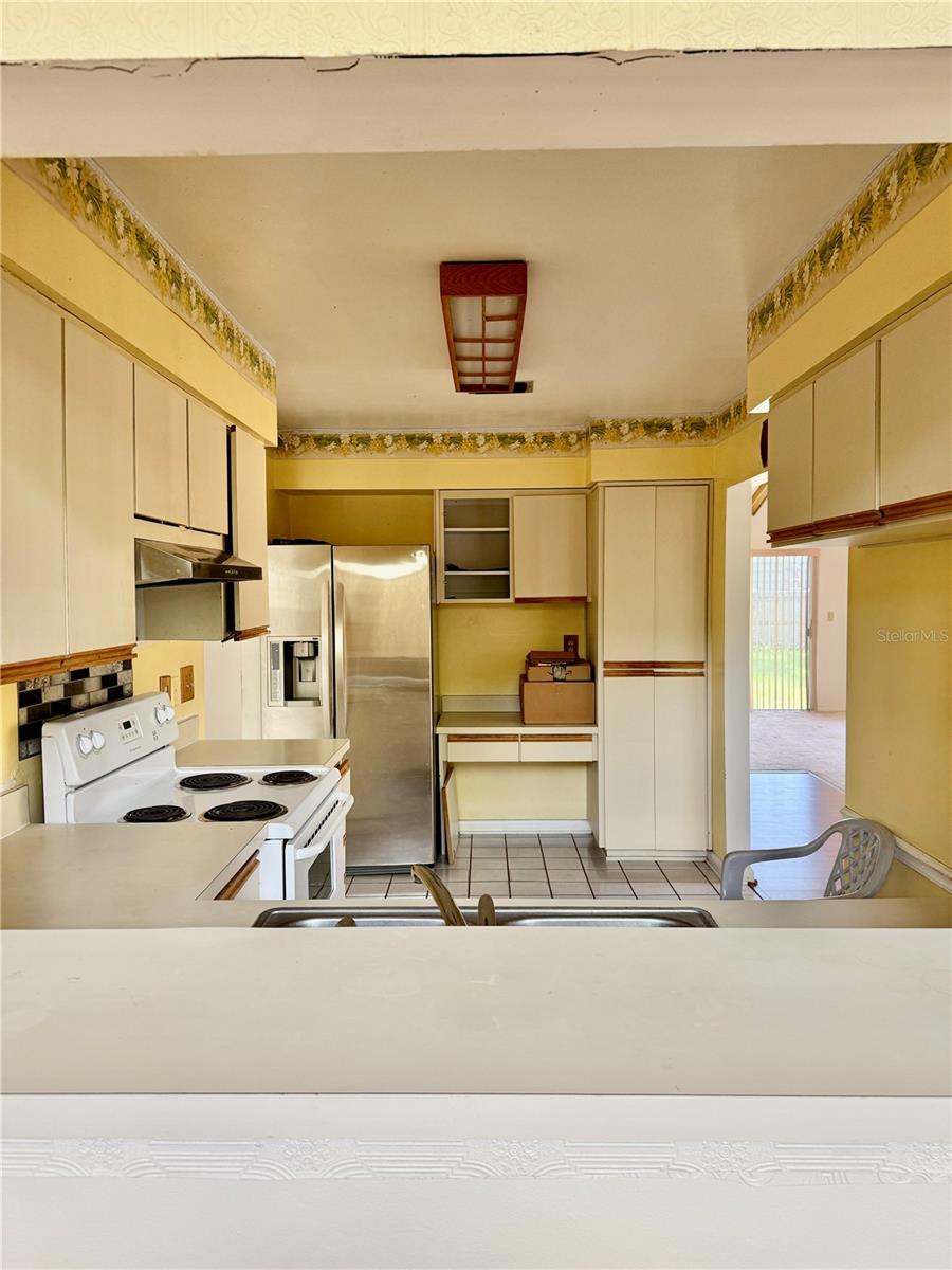 Listing photo id 25 for 7314 Woodhall Court