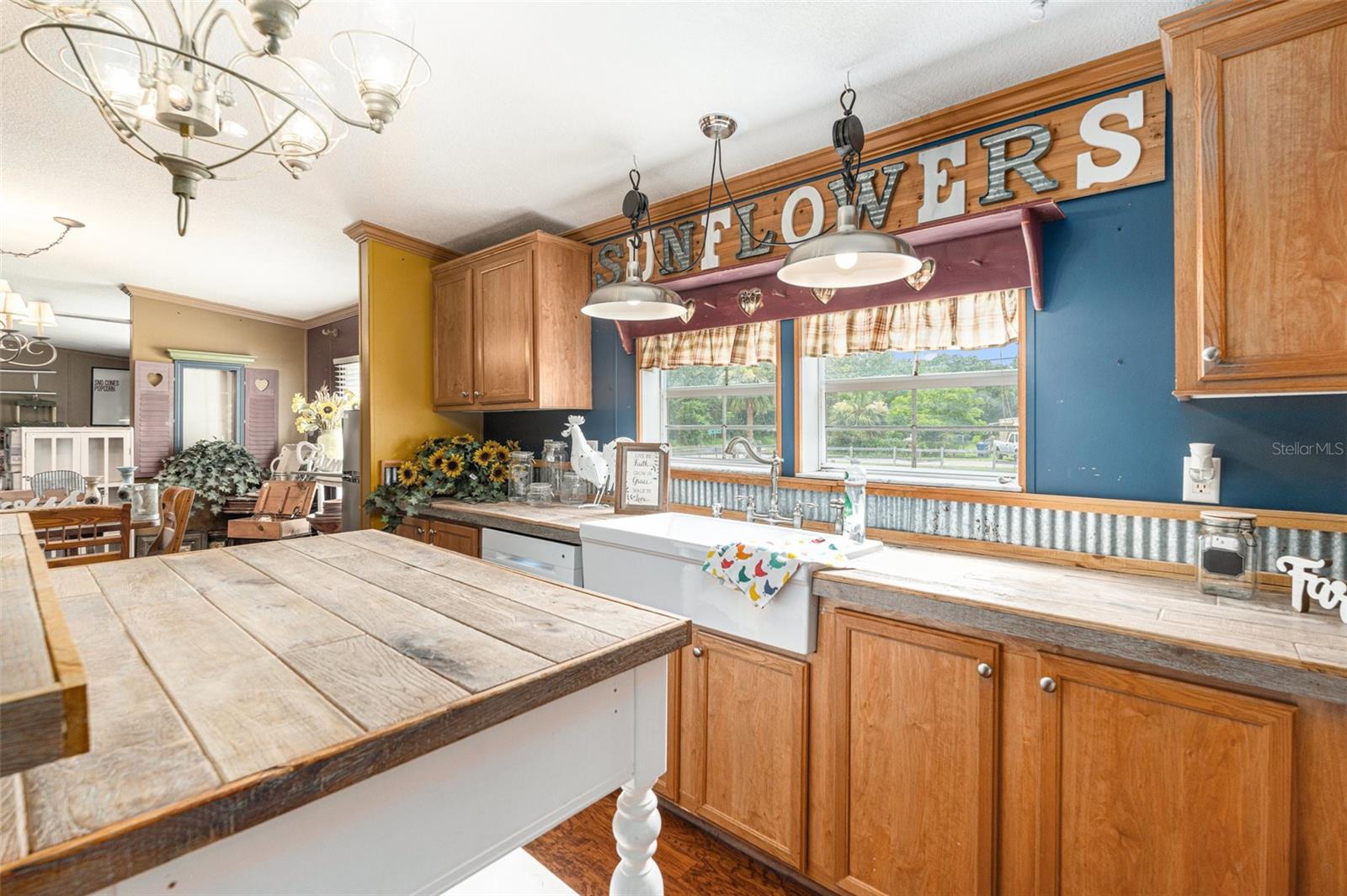 Image 11 of 50 For 3308 Eric James Court