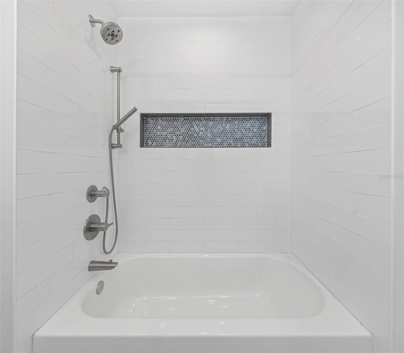 Image 21 of 36 For 1098 Phyllis Avenue