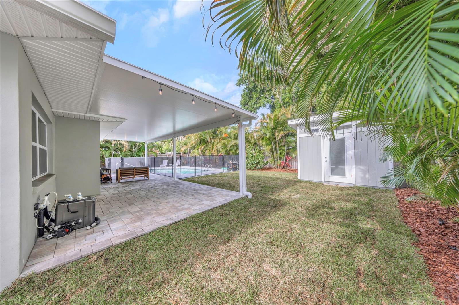 Image 29 of 36 For 1098 Phyllis Avenue