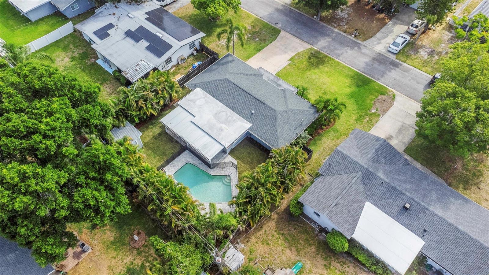 Image 33 of 36 For 1098 Phyllis Avenue