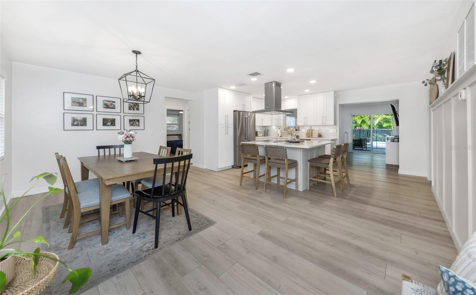 Image 6 of 36 For 1098 Phyllis Avenue