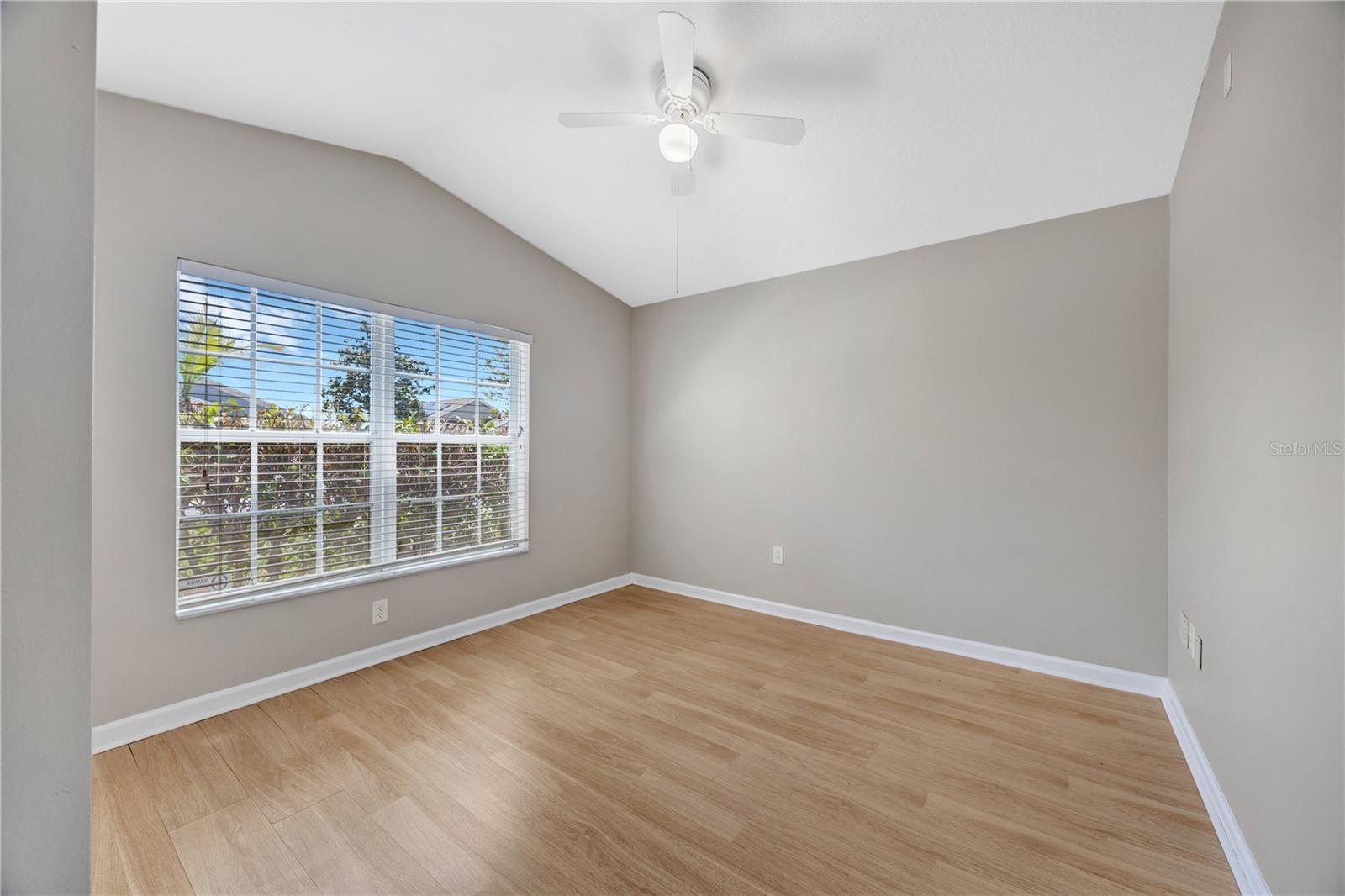 Image 19 of 63 For 30435 Annadale Drive