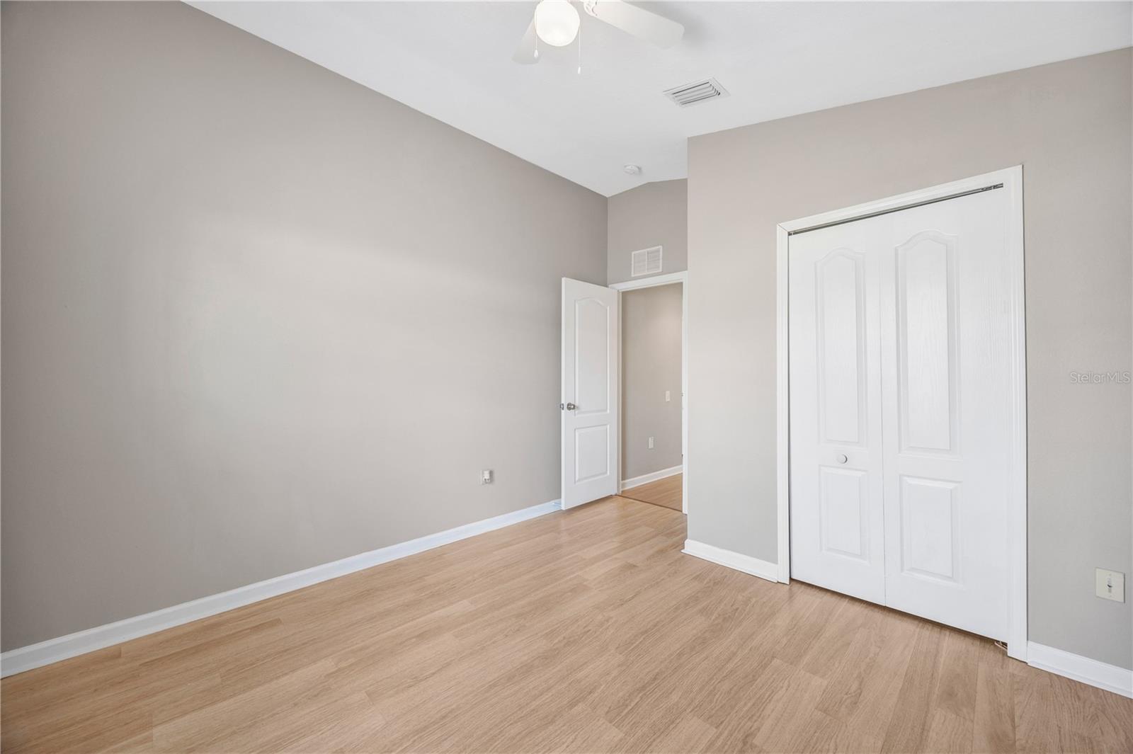 Image 32 of 63 For 30435 Annadale Drive