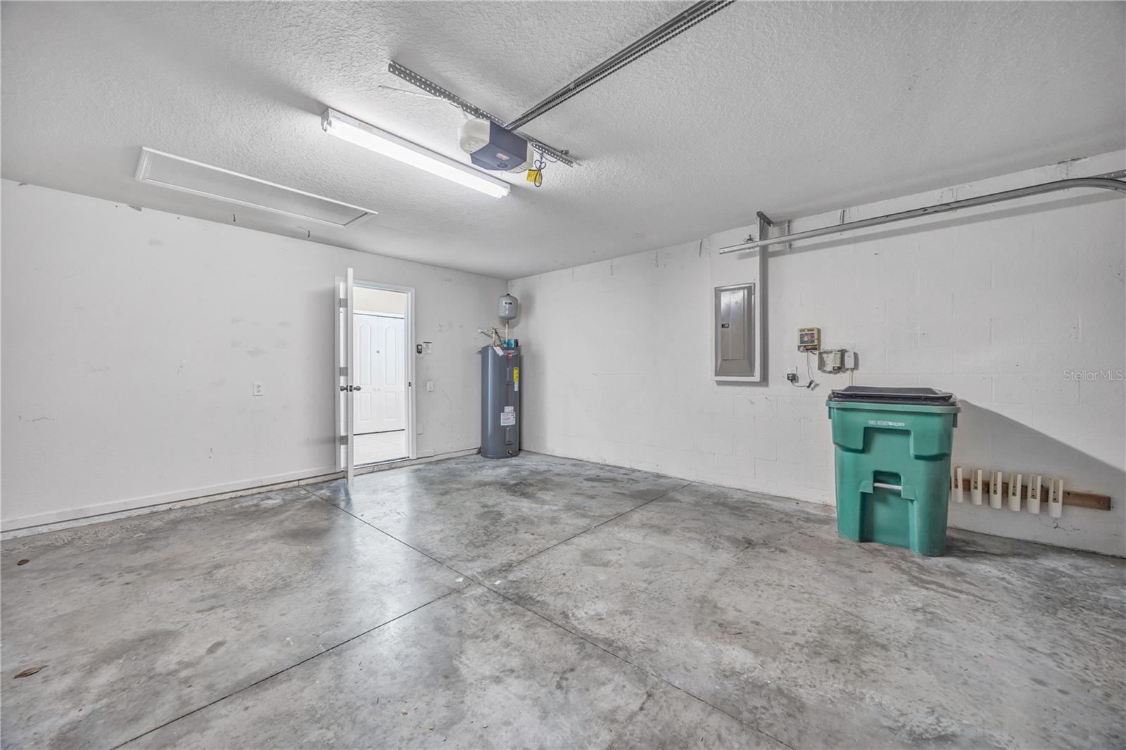 Image 44 of 63 For 30435 Annadale Drive