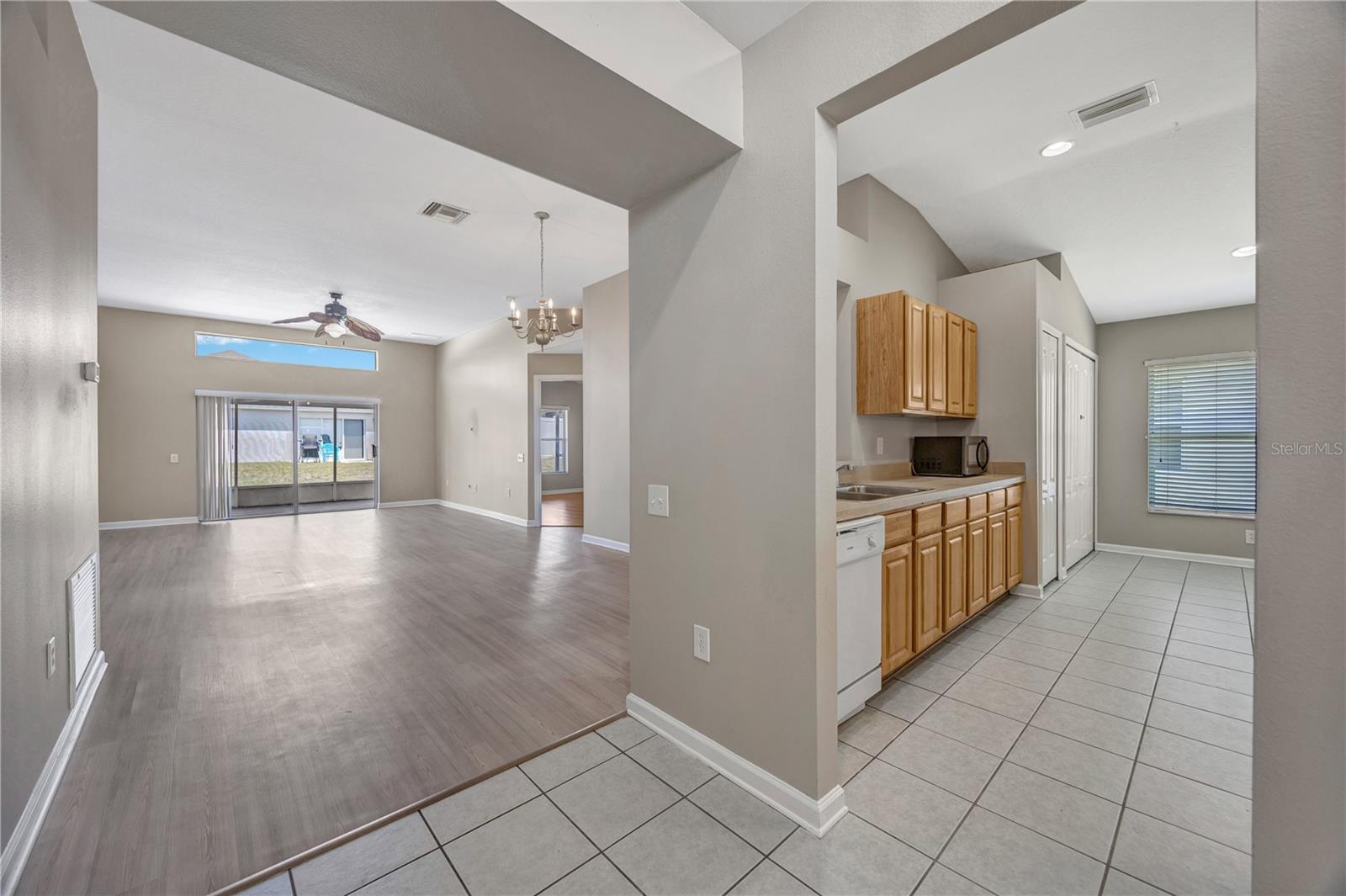 Image 5 of 63 For 30435 Annadale Drive