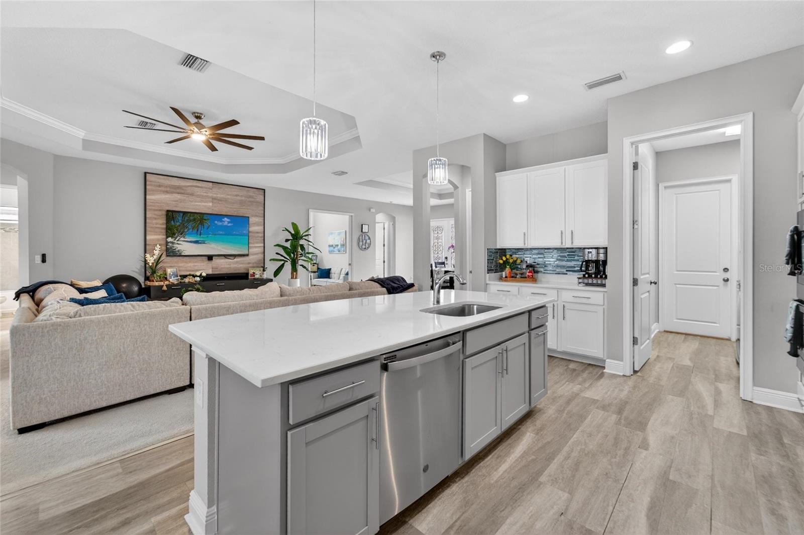 Image 17 of 46 For 3925 Salida Delsol Drive