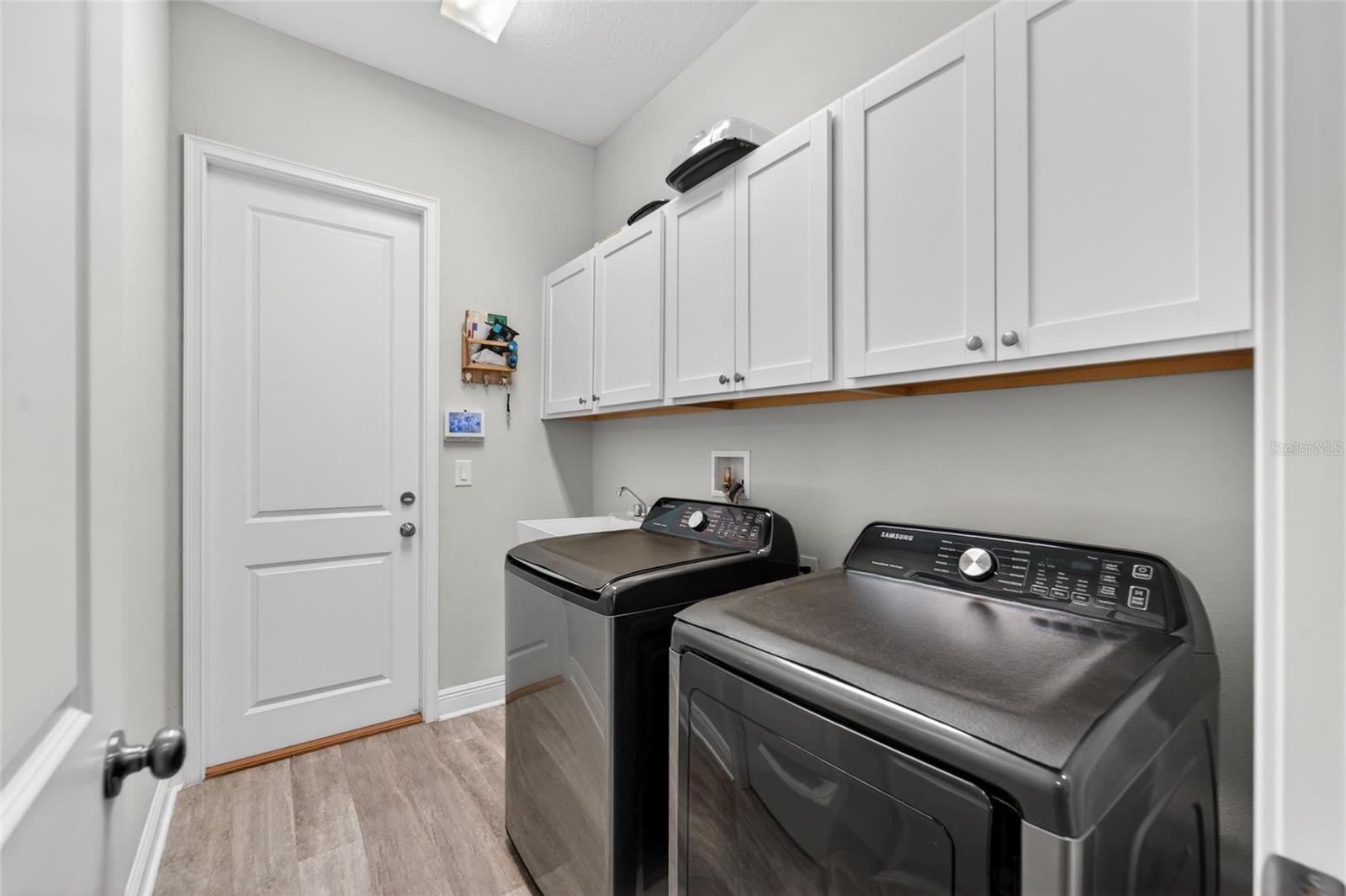 Image 19 of 46 For 3925 Salida Delsol Drive