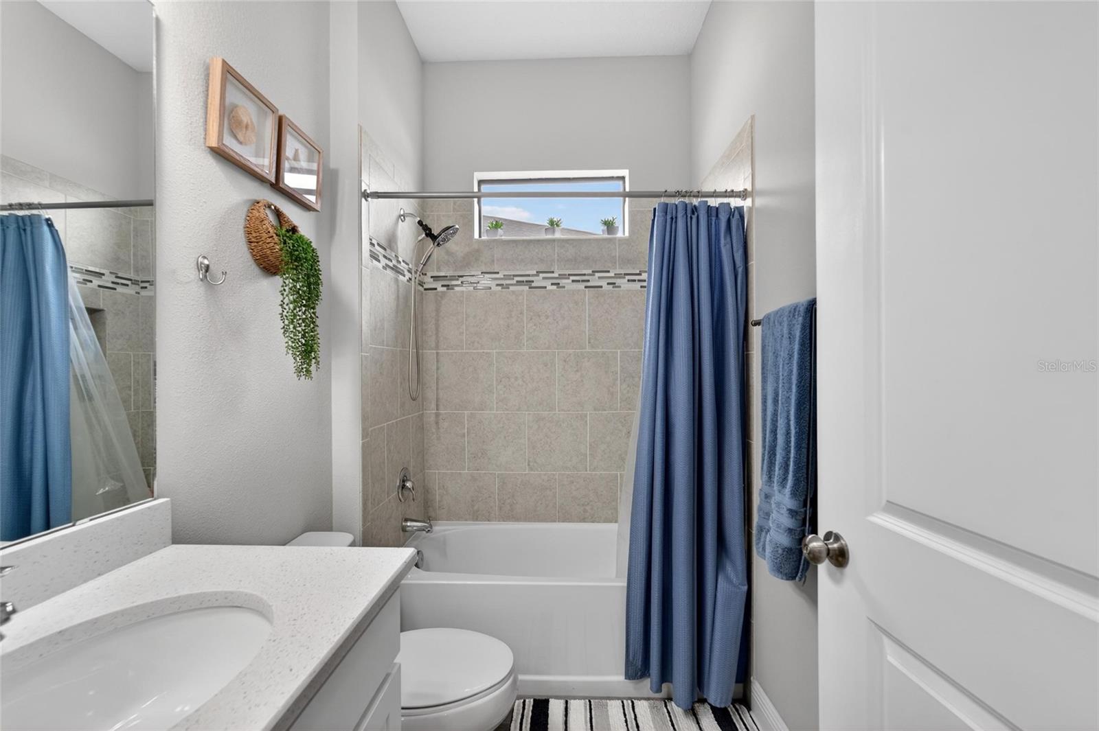 Image 29 of 46 For 3925 Salida Delsol Drive