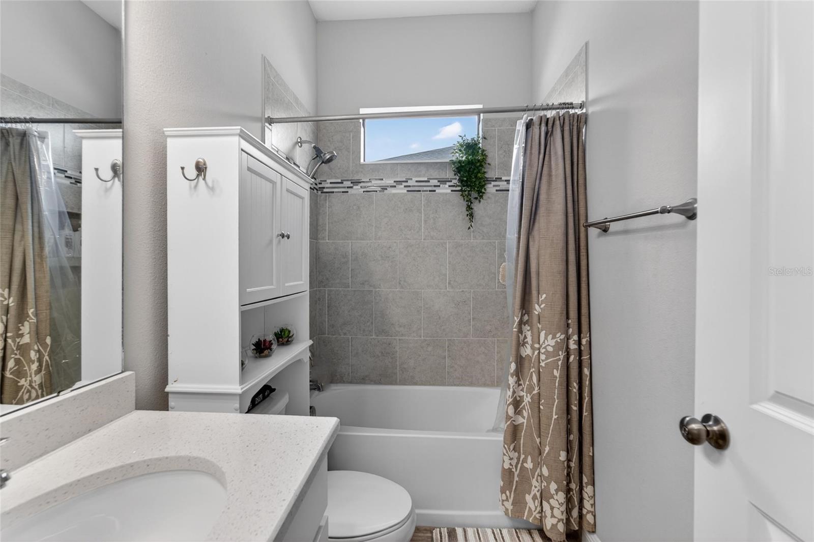 Image 35 of 46 For 3925 Salida Delsol Drive