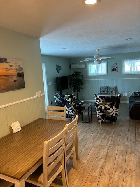 Image 12 of 19 For 770 Bay Esplanade  2