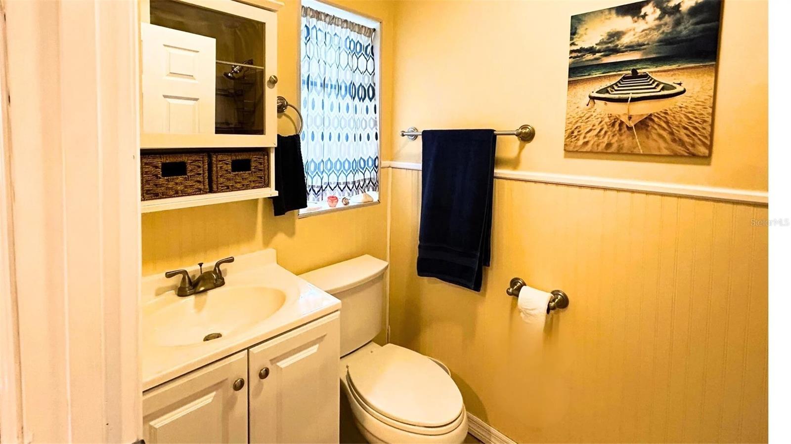 Image 16 of 19 For 770 Bay Esplanade  2