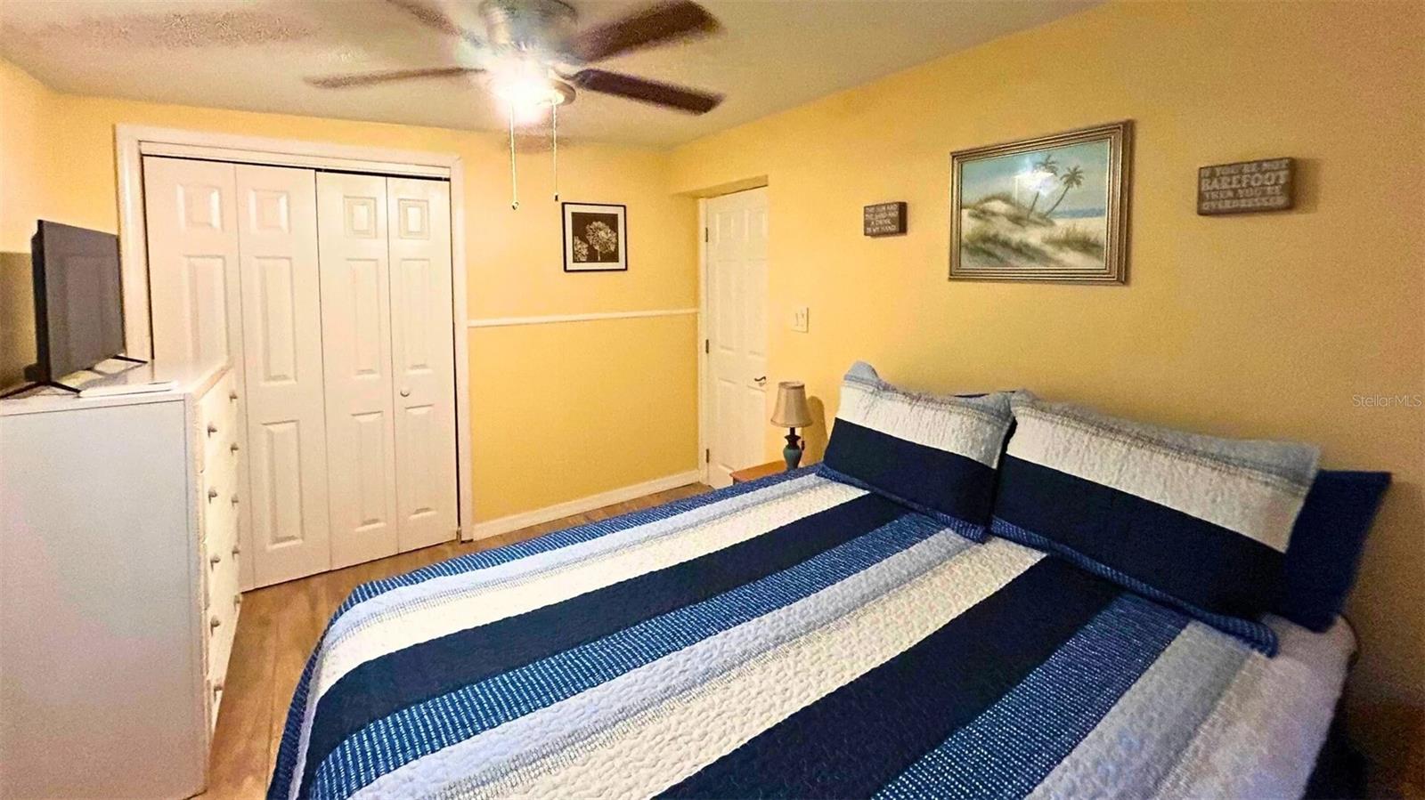 Image 5 of 19 For 770 Bay Esplanade  2