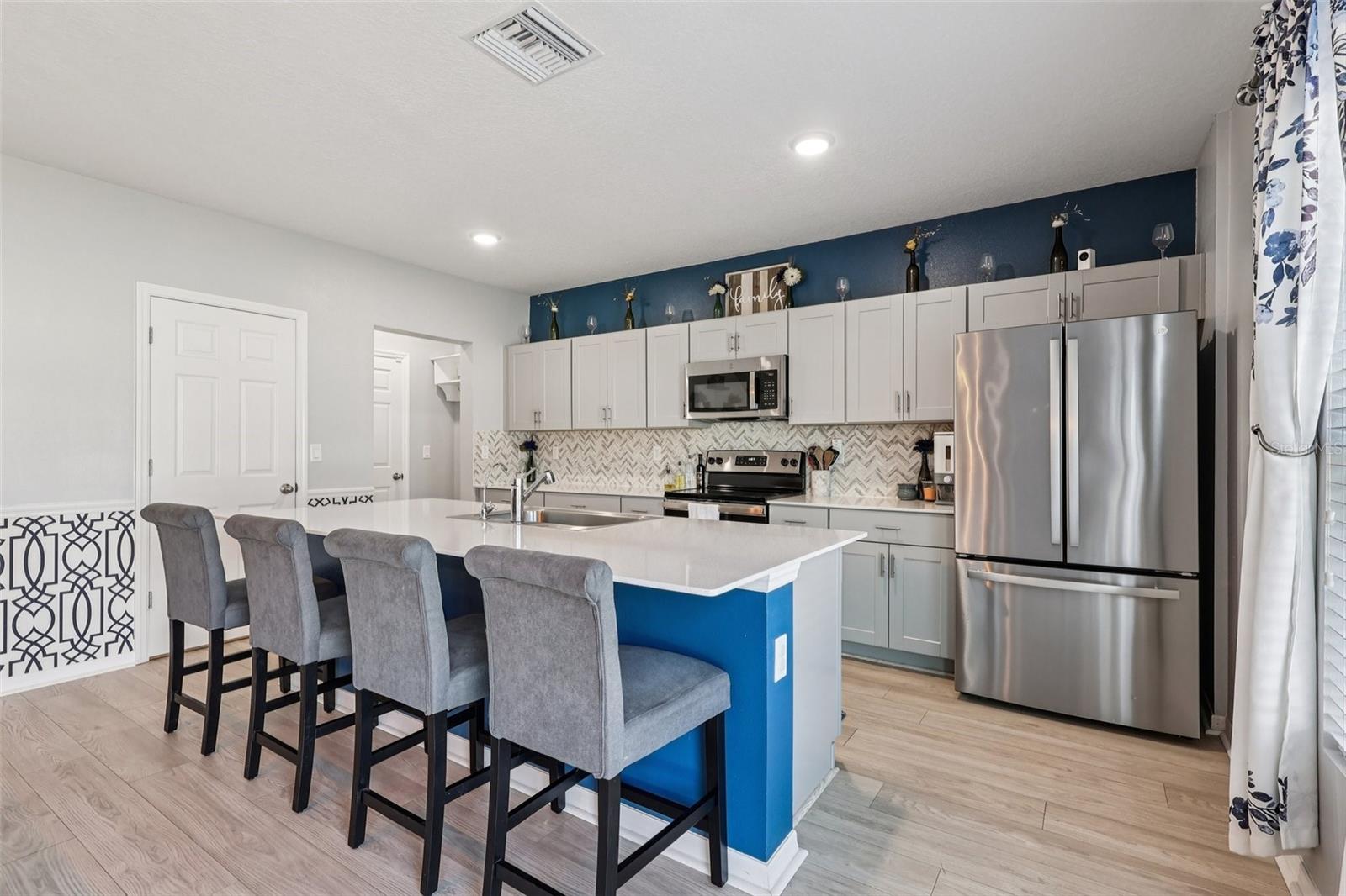 Image 11 of 28 For 5699 Siltstone Street