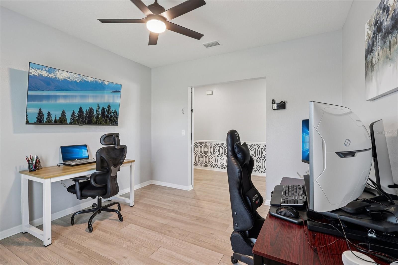 Image 14 of 28 For 5699 Siltstone Street