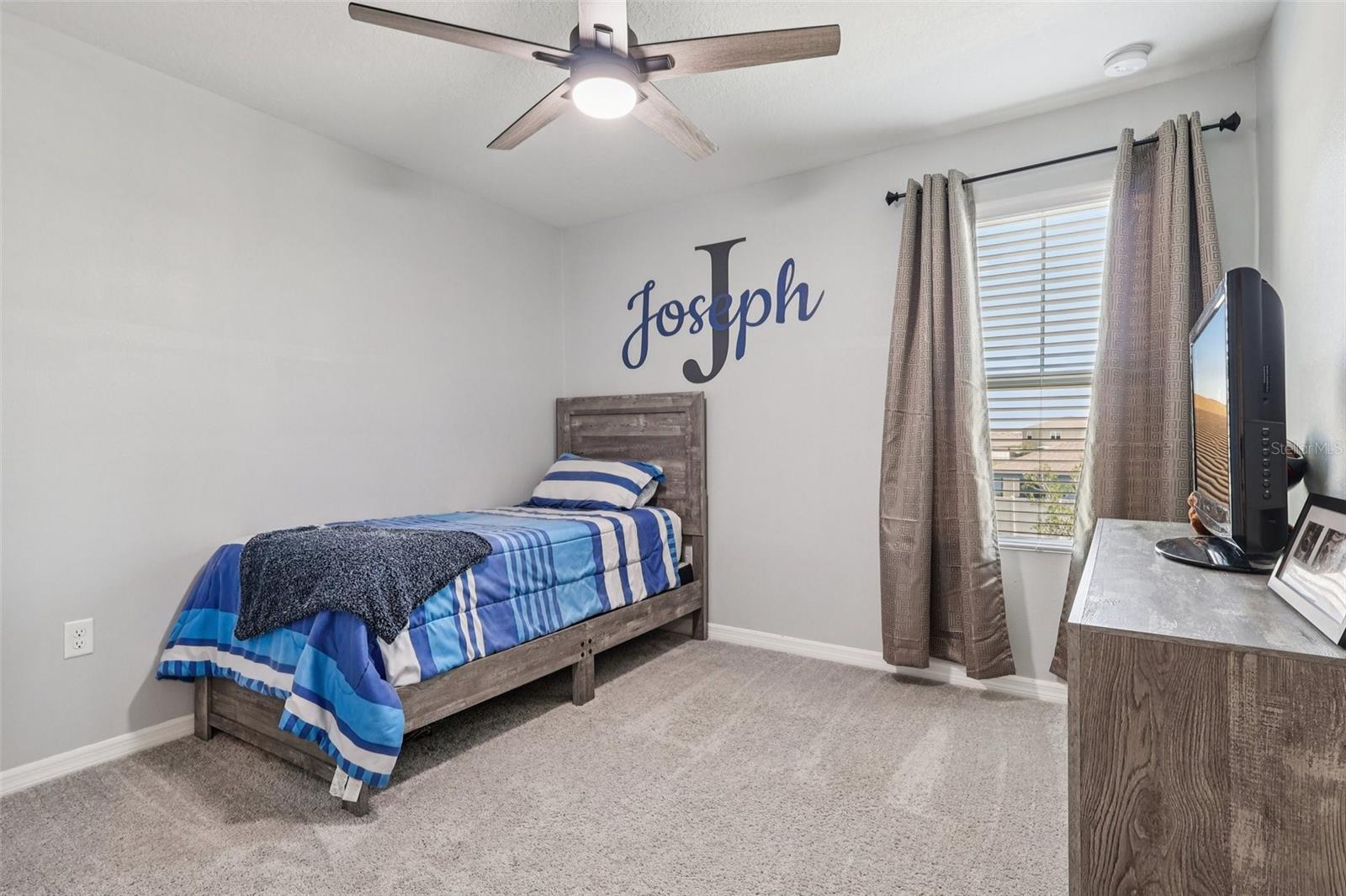 Image 20 of 28 For 5699 Siltstone Street