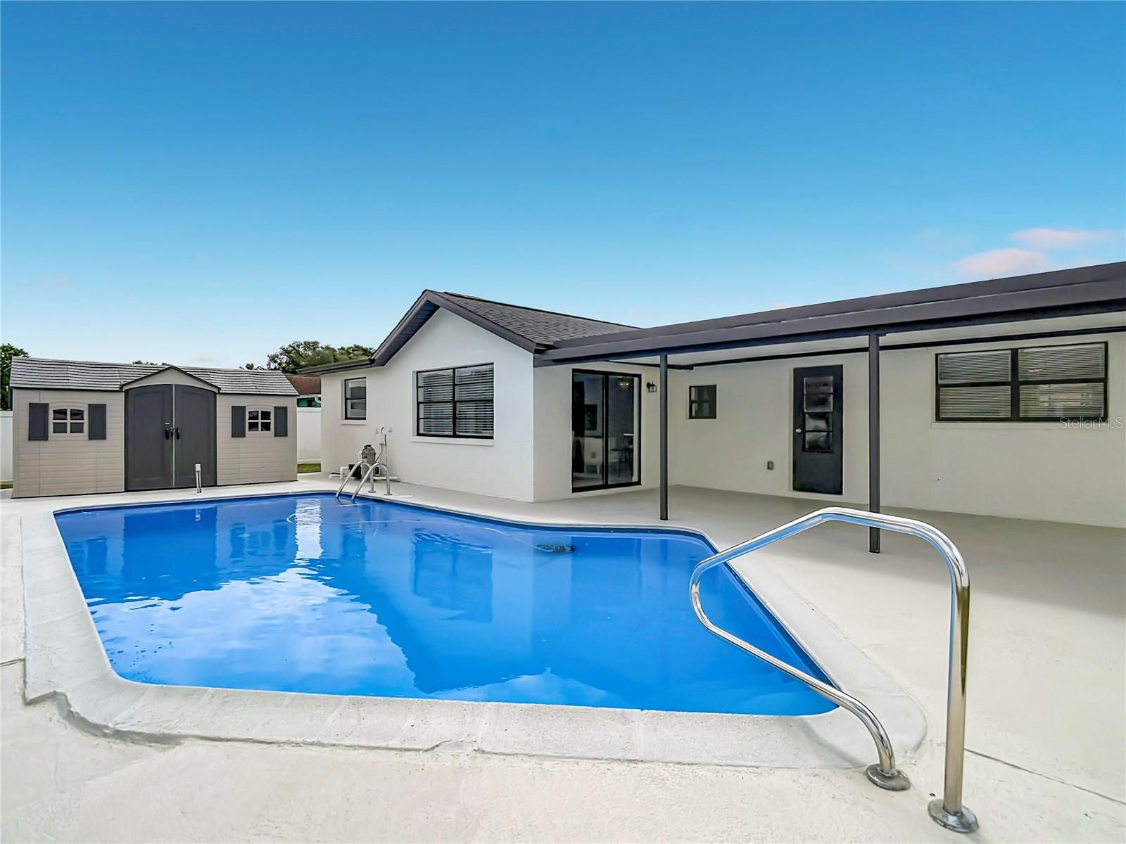 Image 24 of 39 For 8635 Gum Tree Avenue