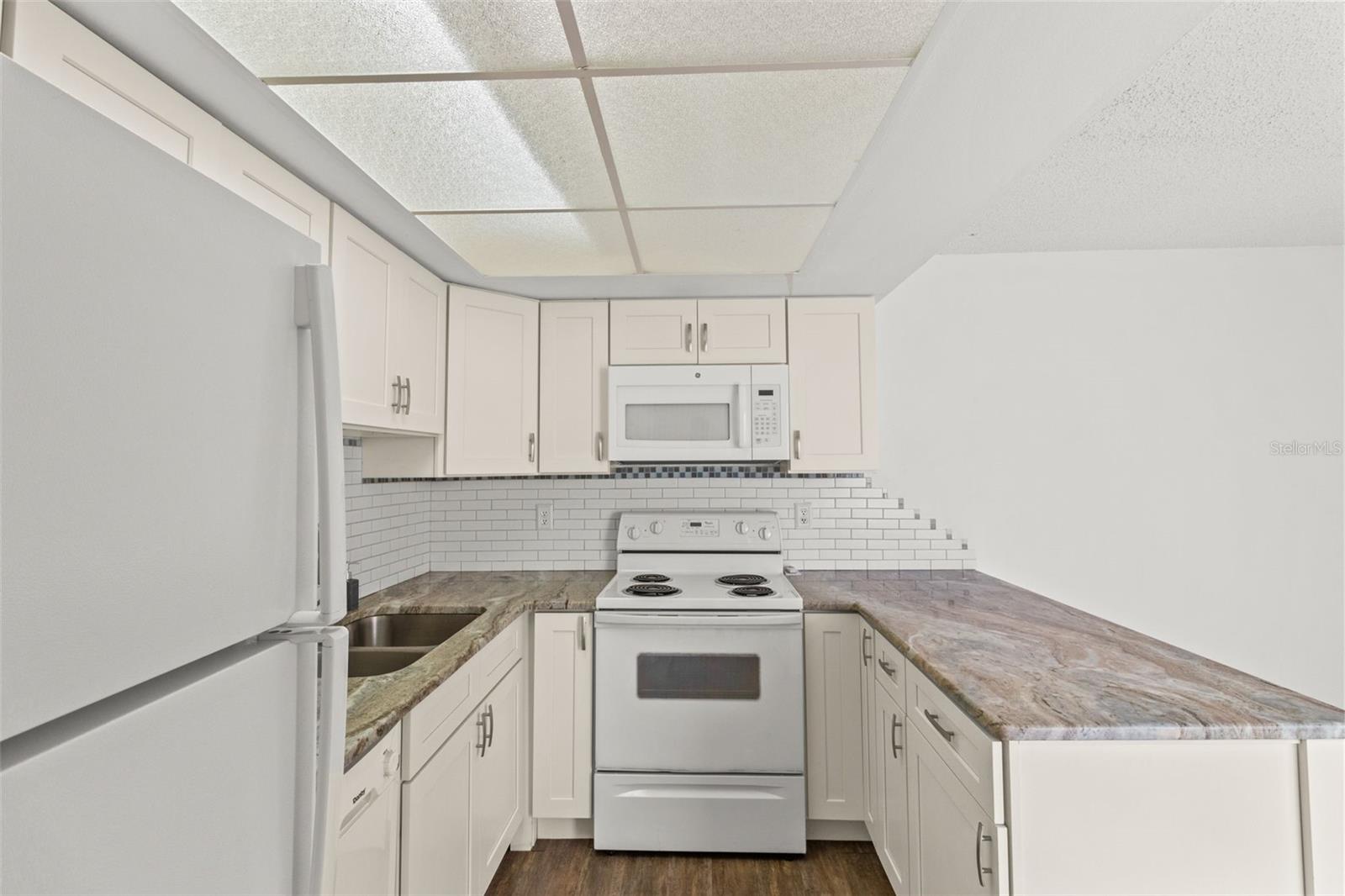 Image 11 of 35 For 1163 Orange Tree Circle W D