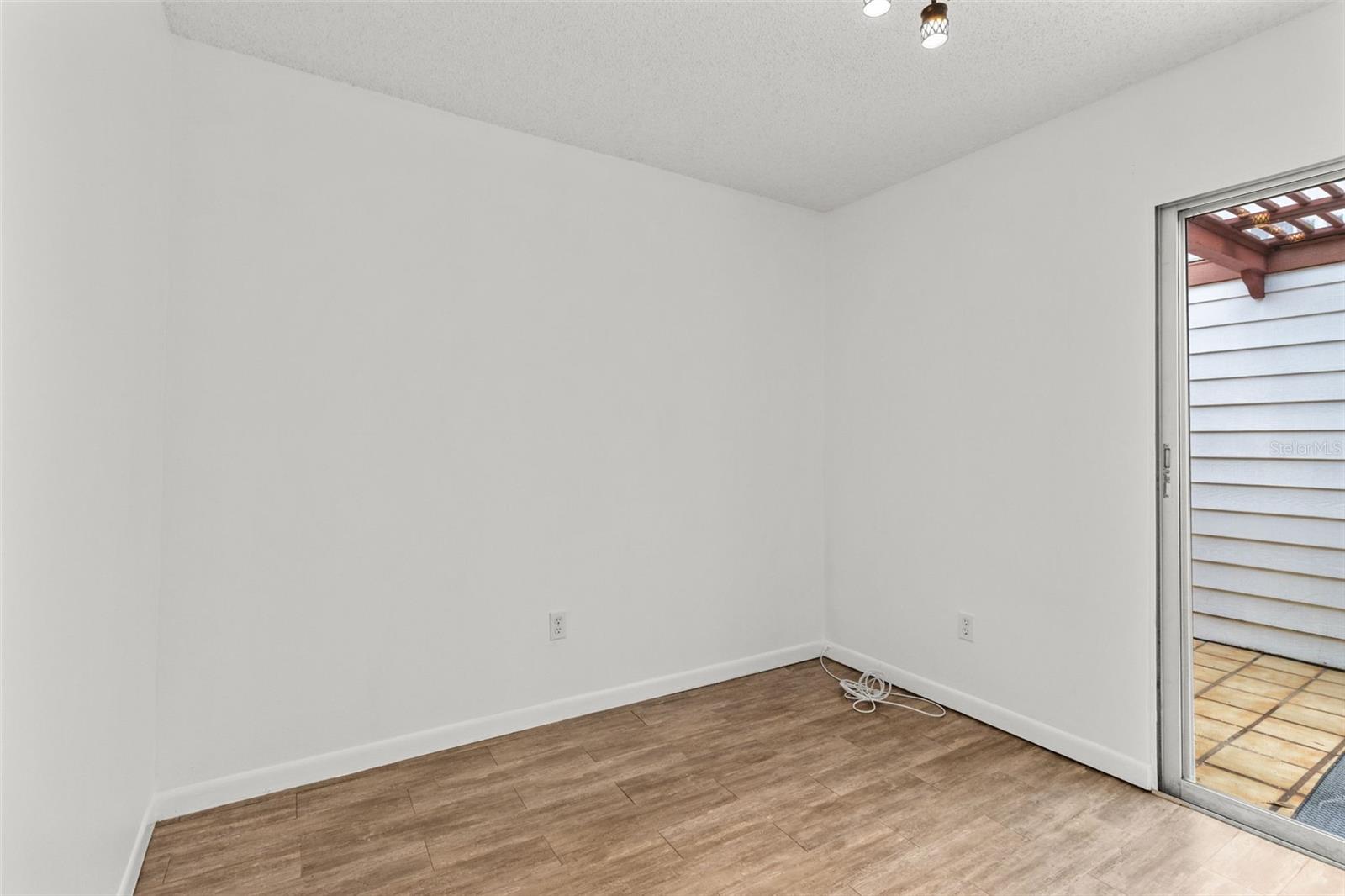 Image 14 of 35 For 1163 Orange Tree Circle W D