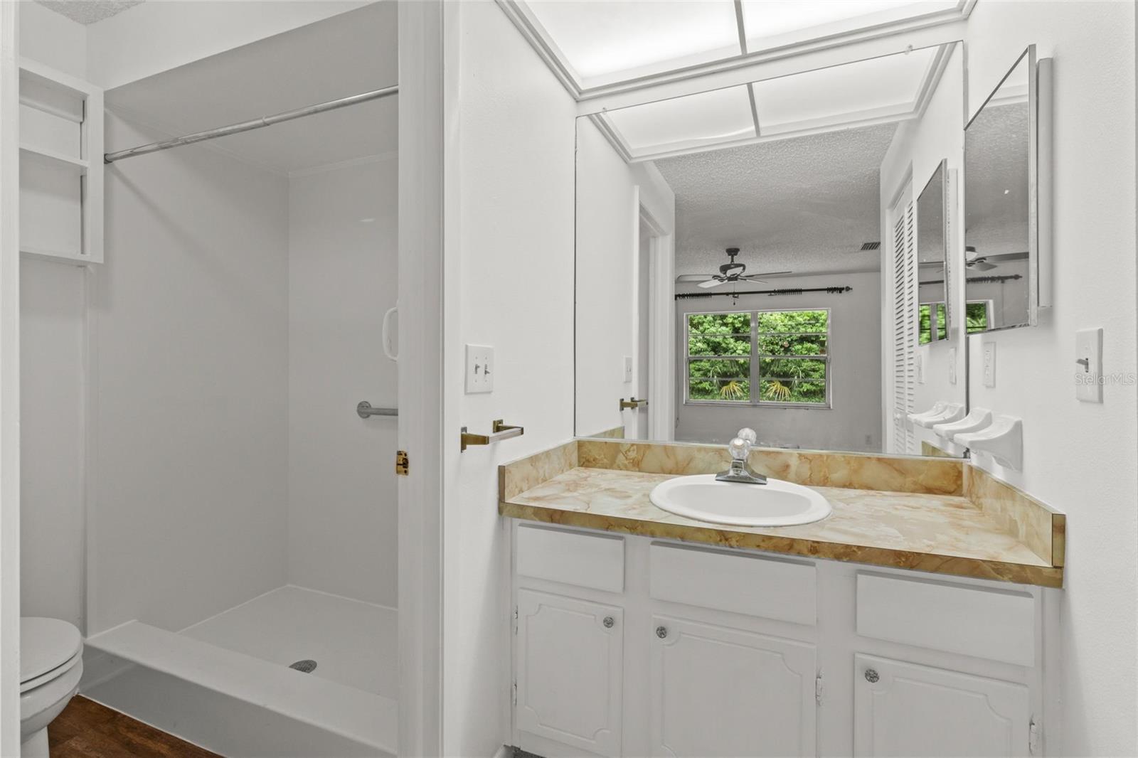 Image 19 of 35 For 1163 Orange Tree Circle W D