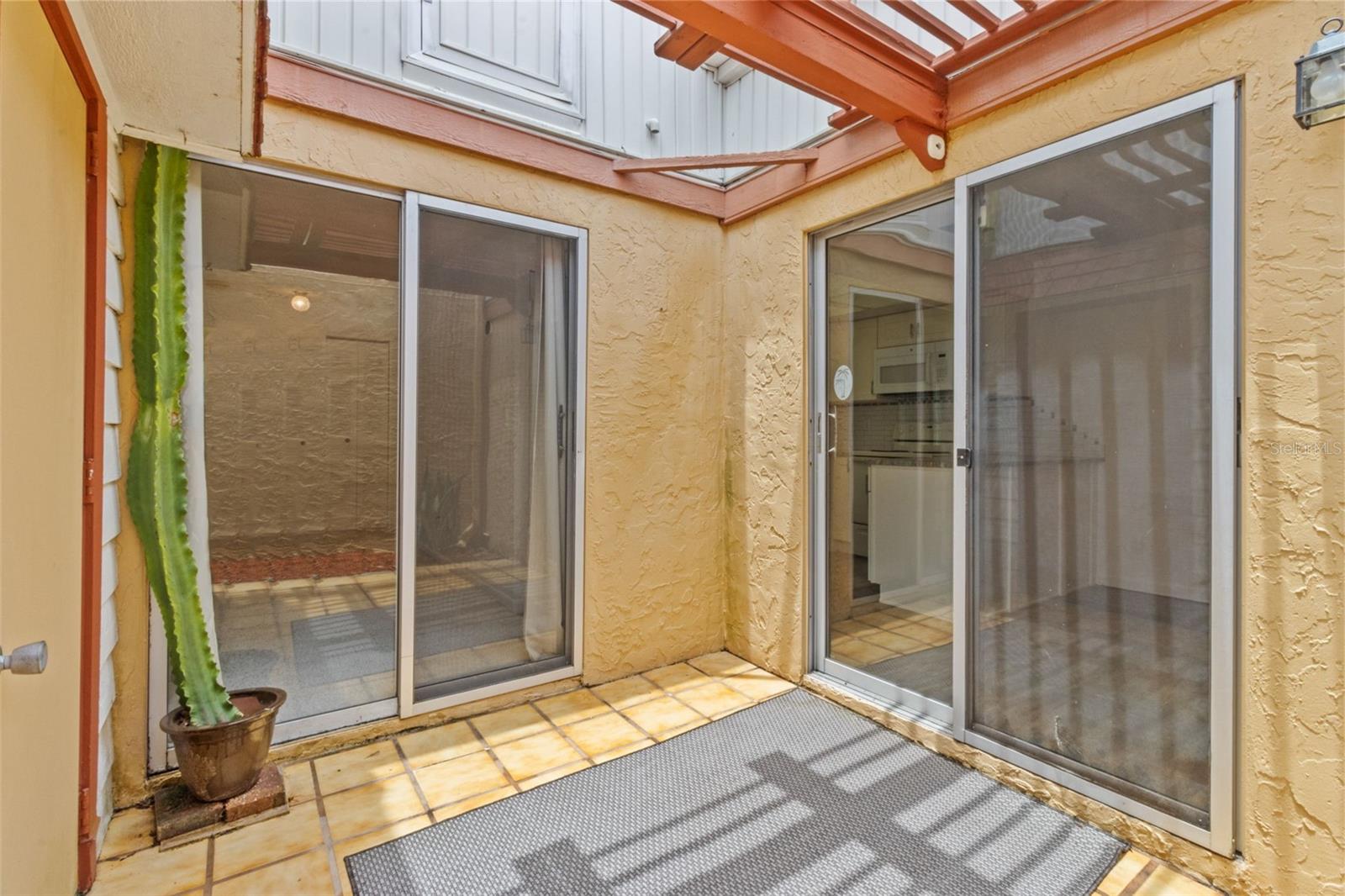 Image 25 of 35 For 1163 Orange Tree Circle W D