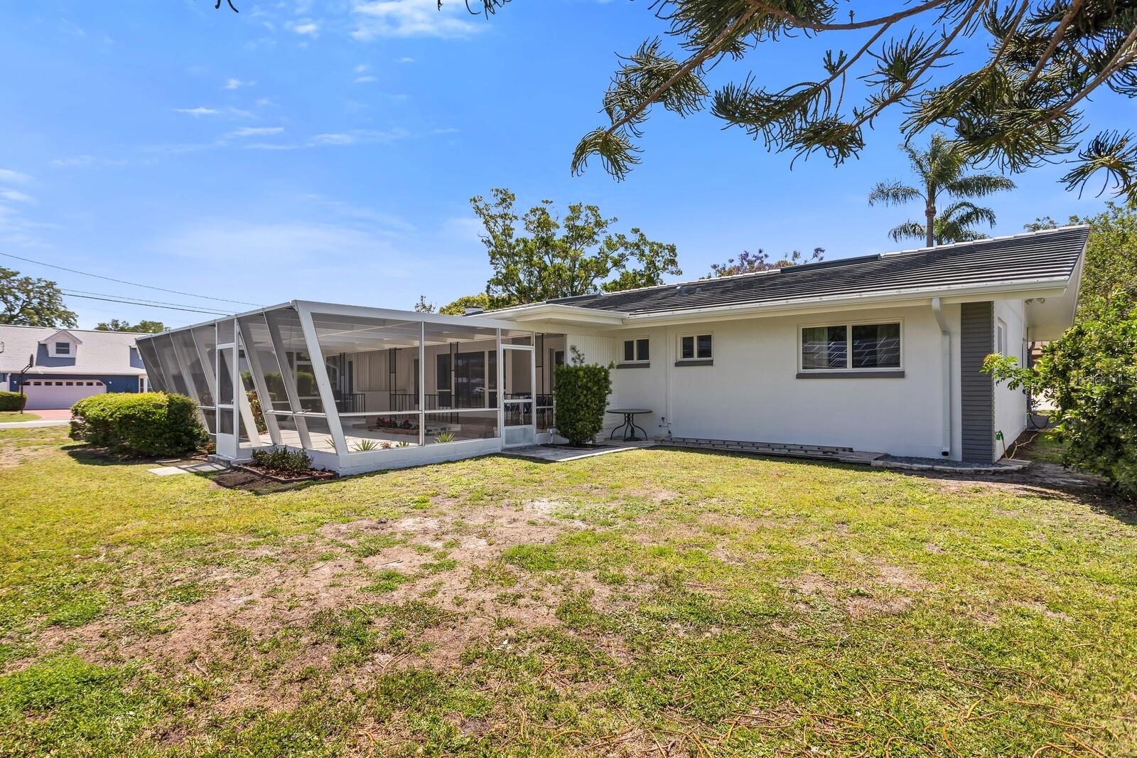 Image 35 of 36 For 1720 Brentwood Drive