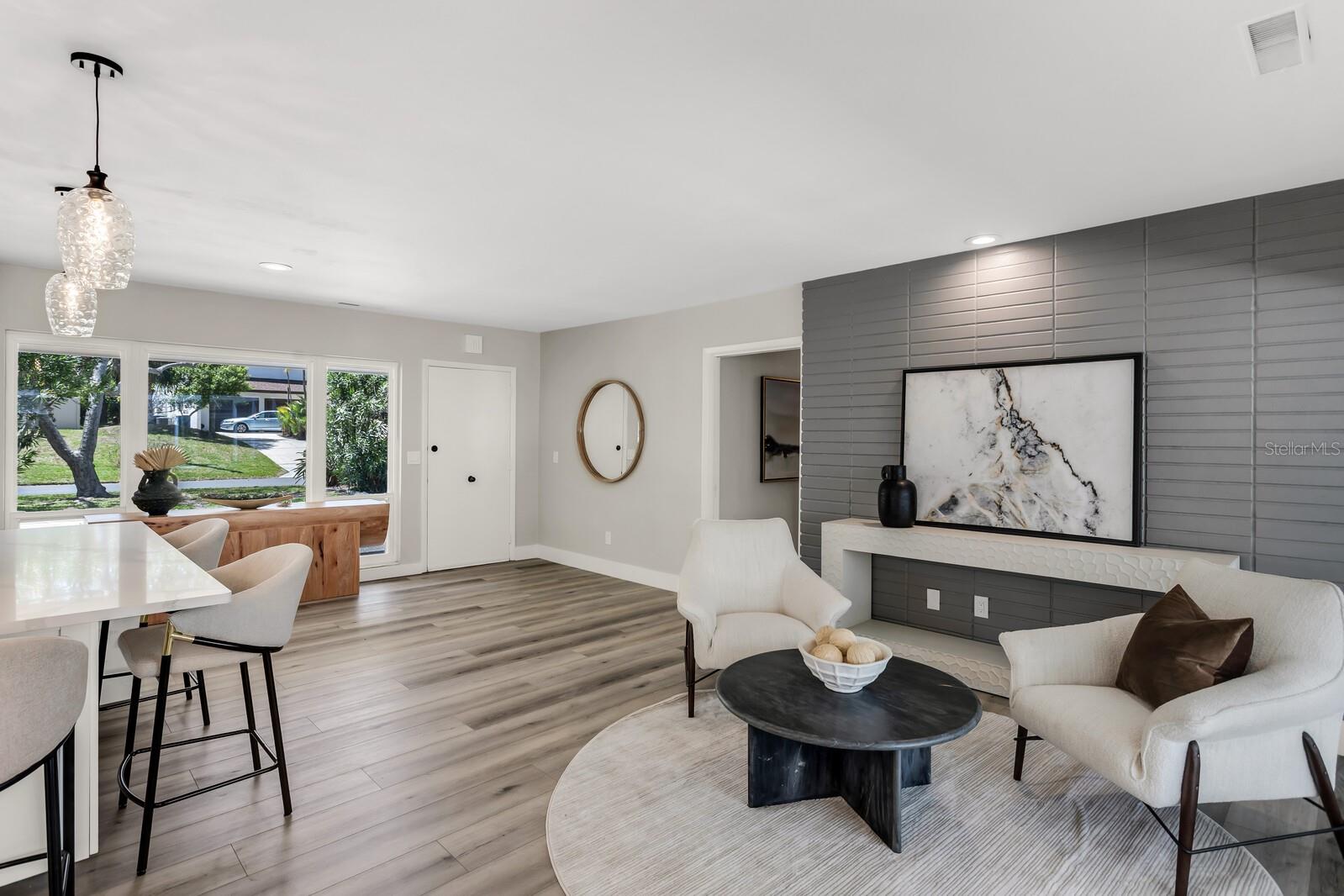 Image 6 of 36 For 1720 Brentwood Drive