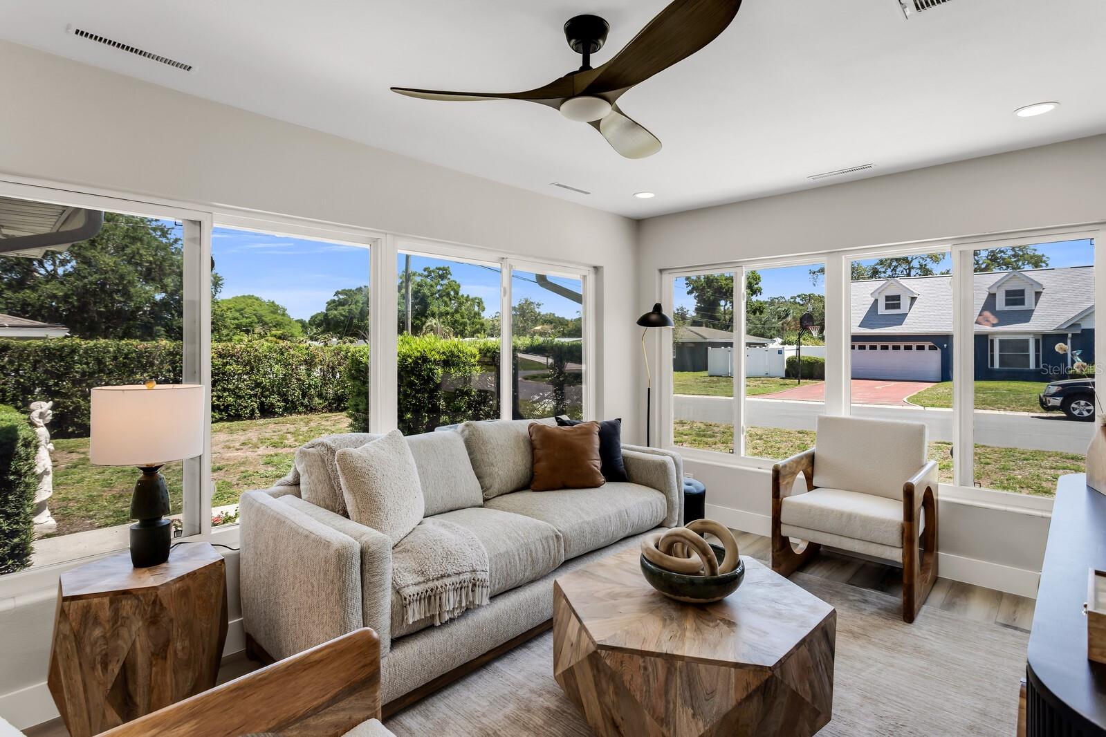 Image 8 of 36 For 1720 Brentwood Drive