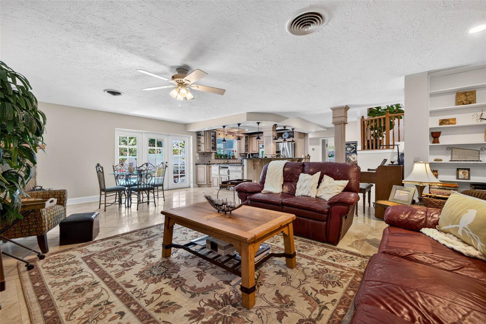 Image 18 of 47 For 342 2nd Avenue N