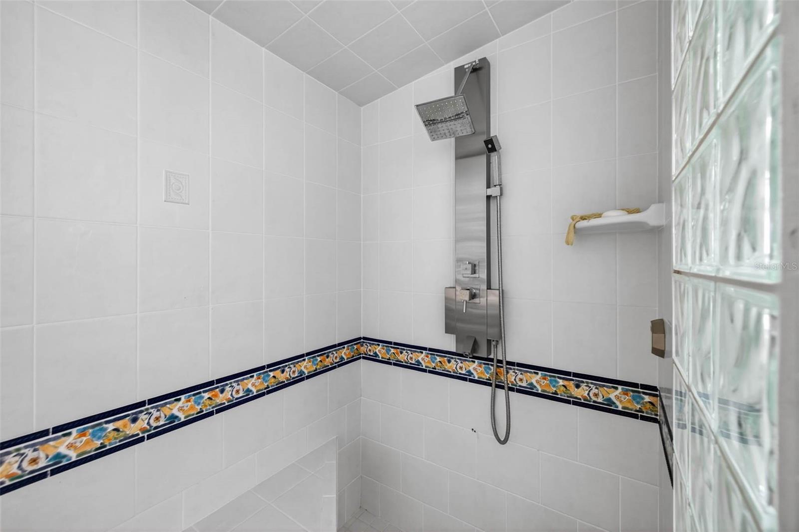Image 23 of 47 For 342 2nd Avenue N