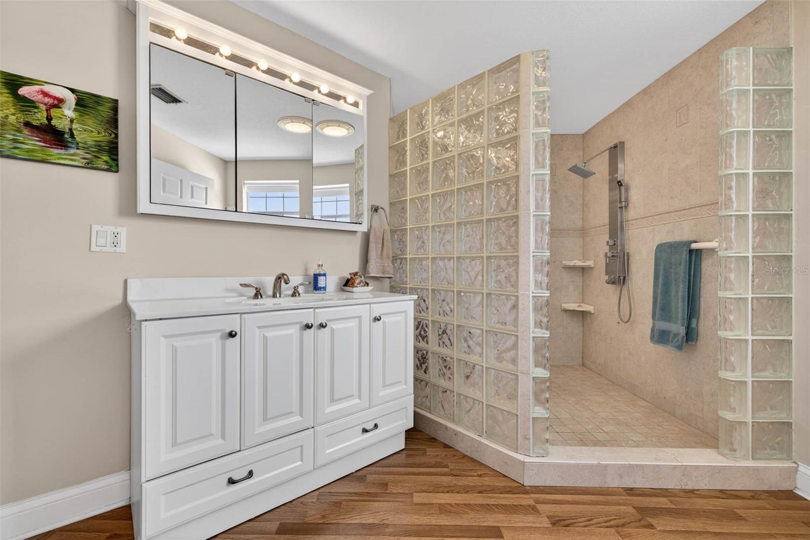 Image 31 of 47 For 342 2nd Avenue N