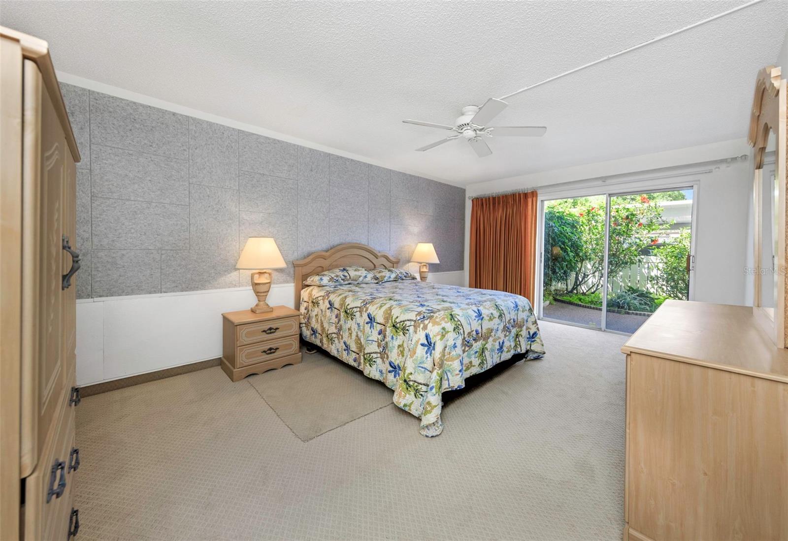 Image 20 of 56 For 1655 Highland Avenue I181