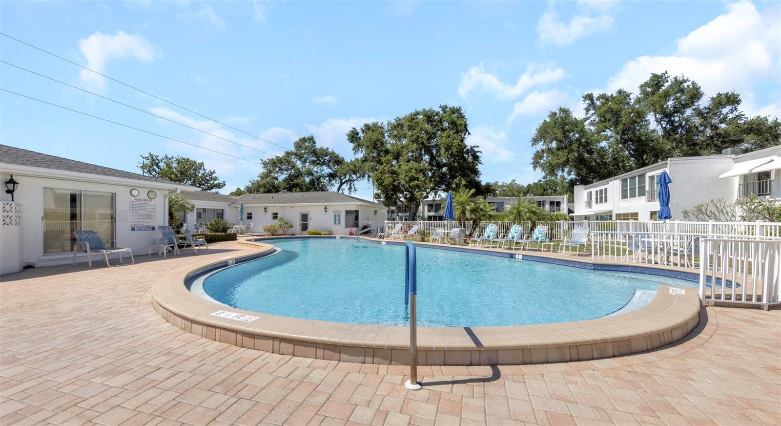 Image 42 of 56 For 1655 Highland Avenue I181