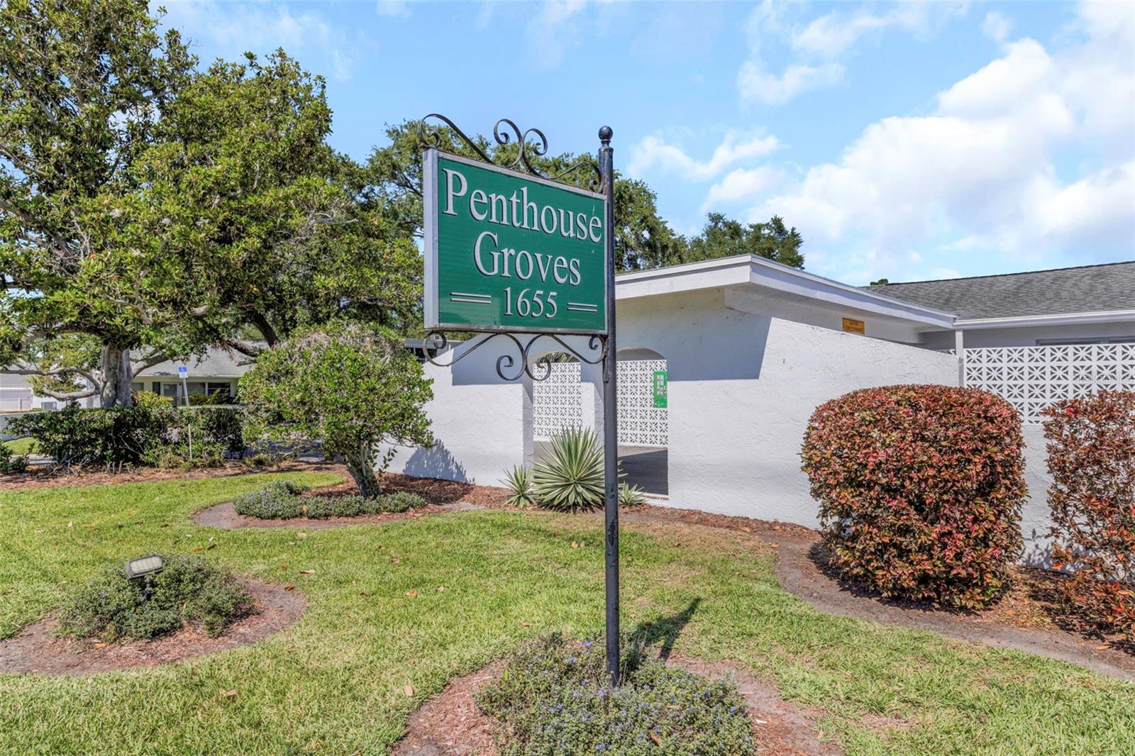 Image 47 of 56 For 1655 Highland Avenue I181