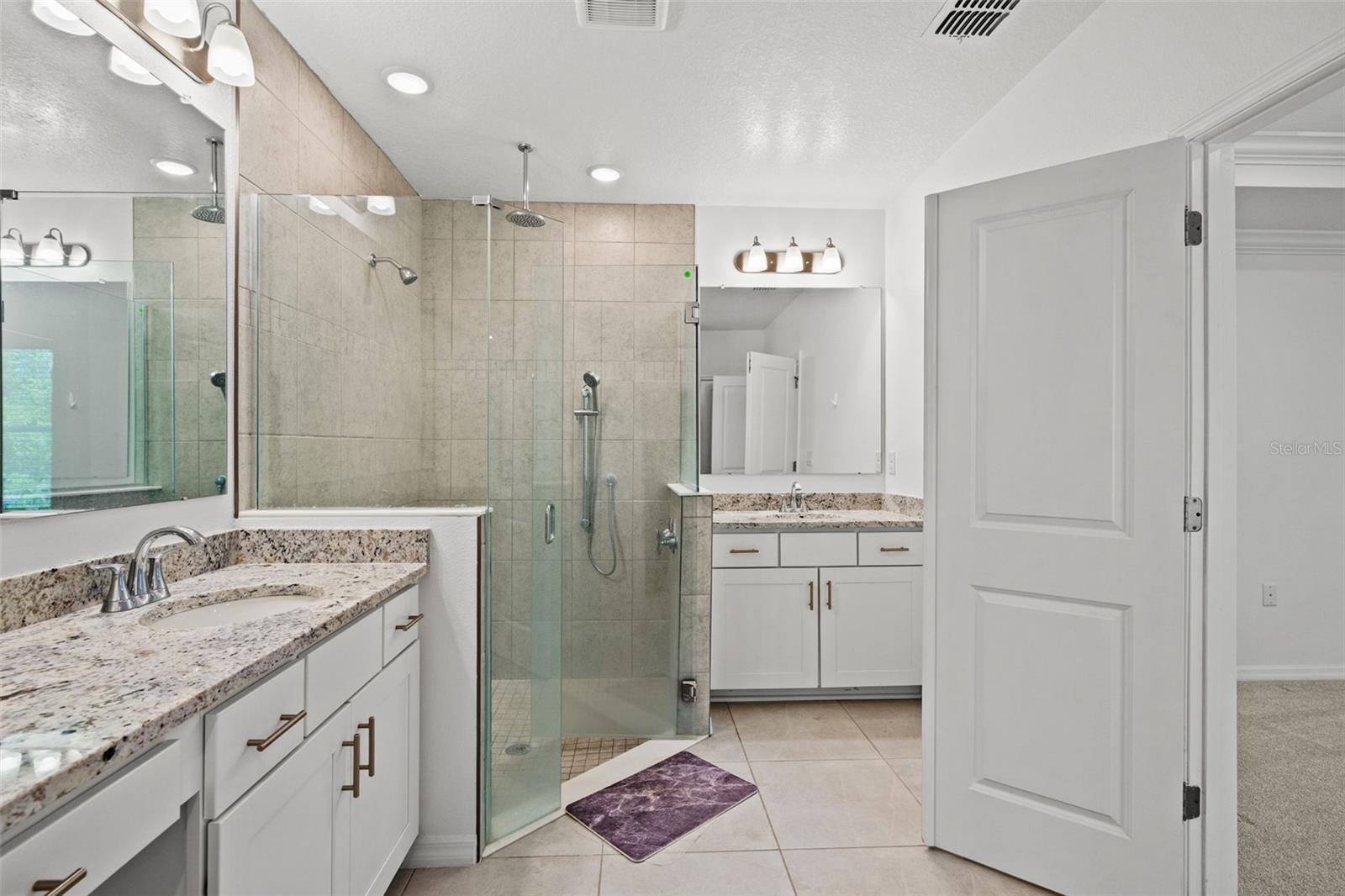 Image 11 of 24 For 13296 Thrasher Avenue