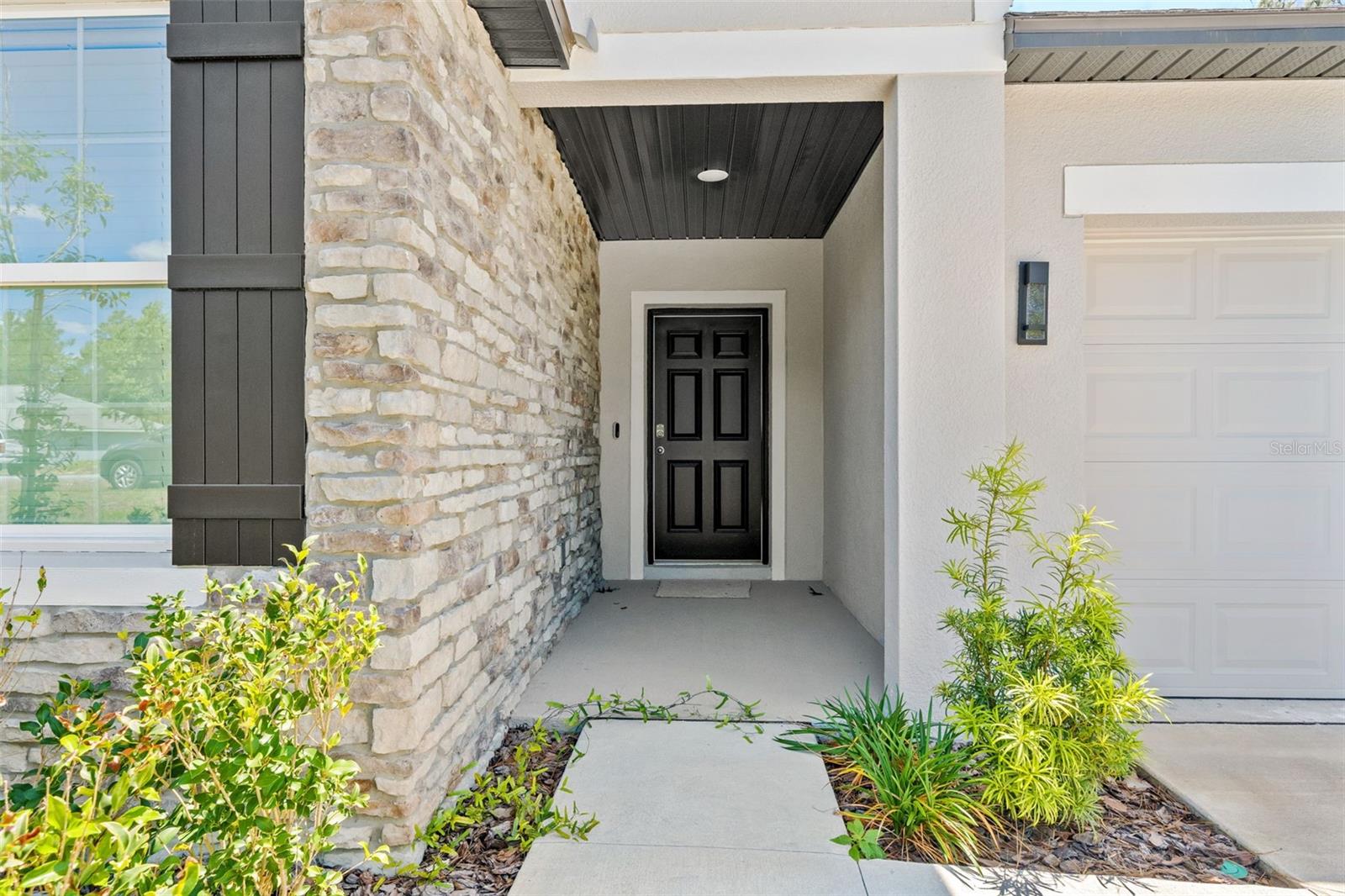 Image 2 of 24 For 13296 Thrasher Avenue