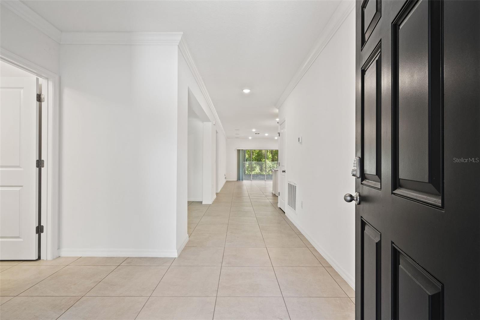 Image 3 of 24 For 13296 Thrasher Avenue