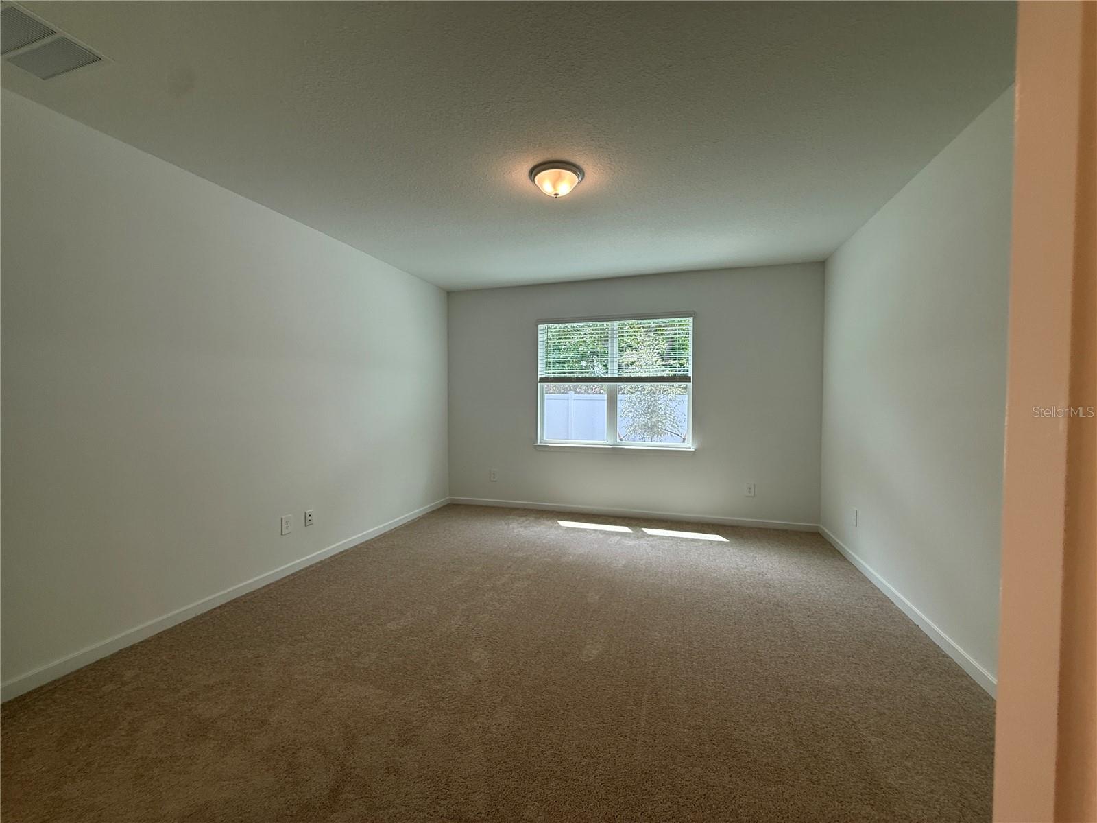 Image 12 of 54 For 3915 Big Sky Dr